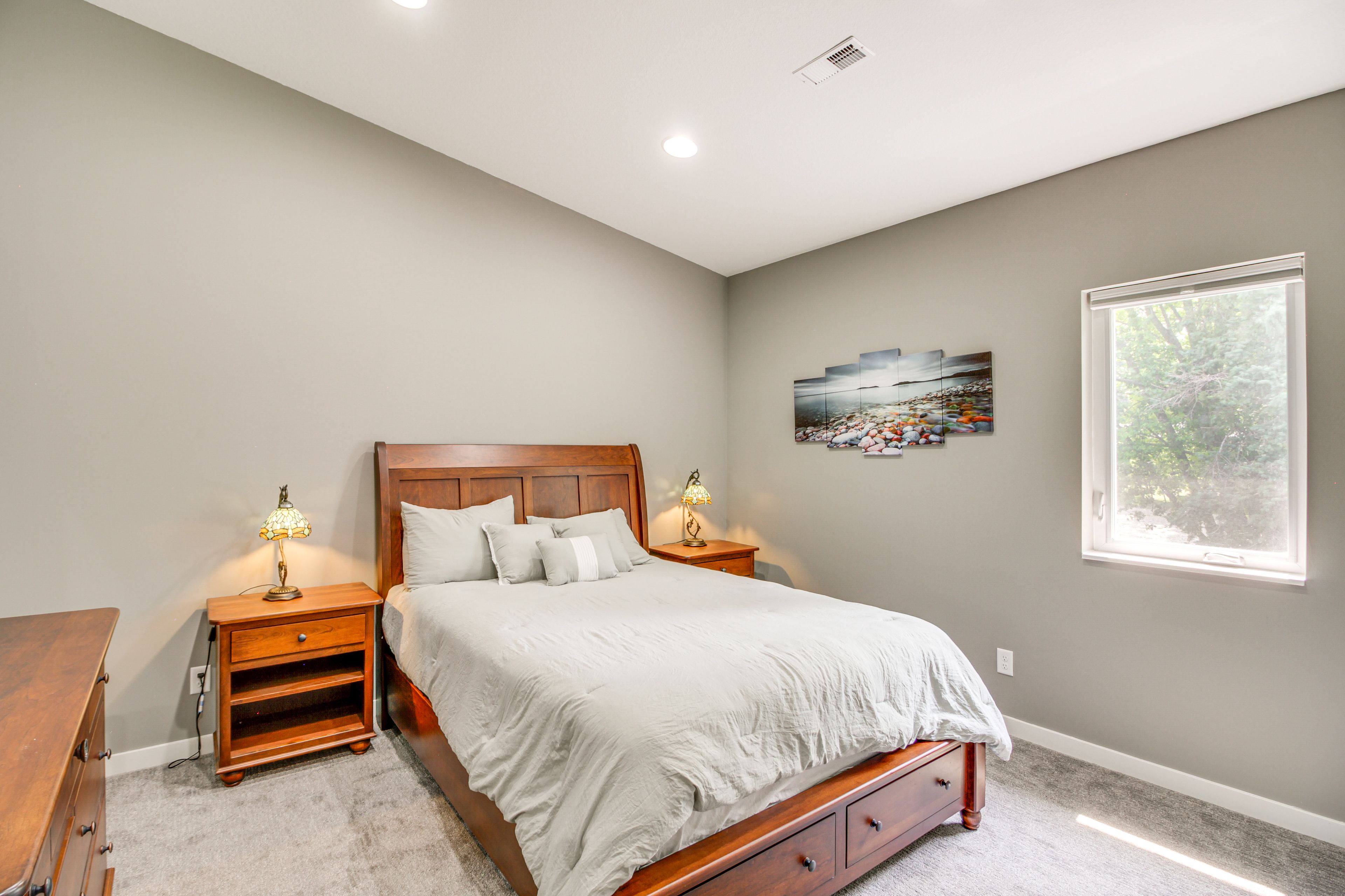 Bedroom 4 | Queen Bed | 2nd Floor