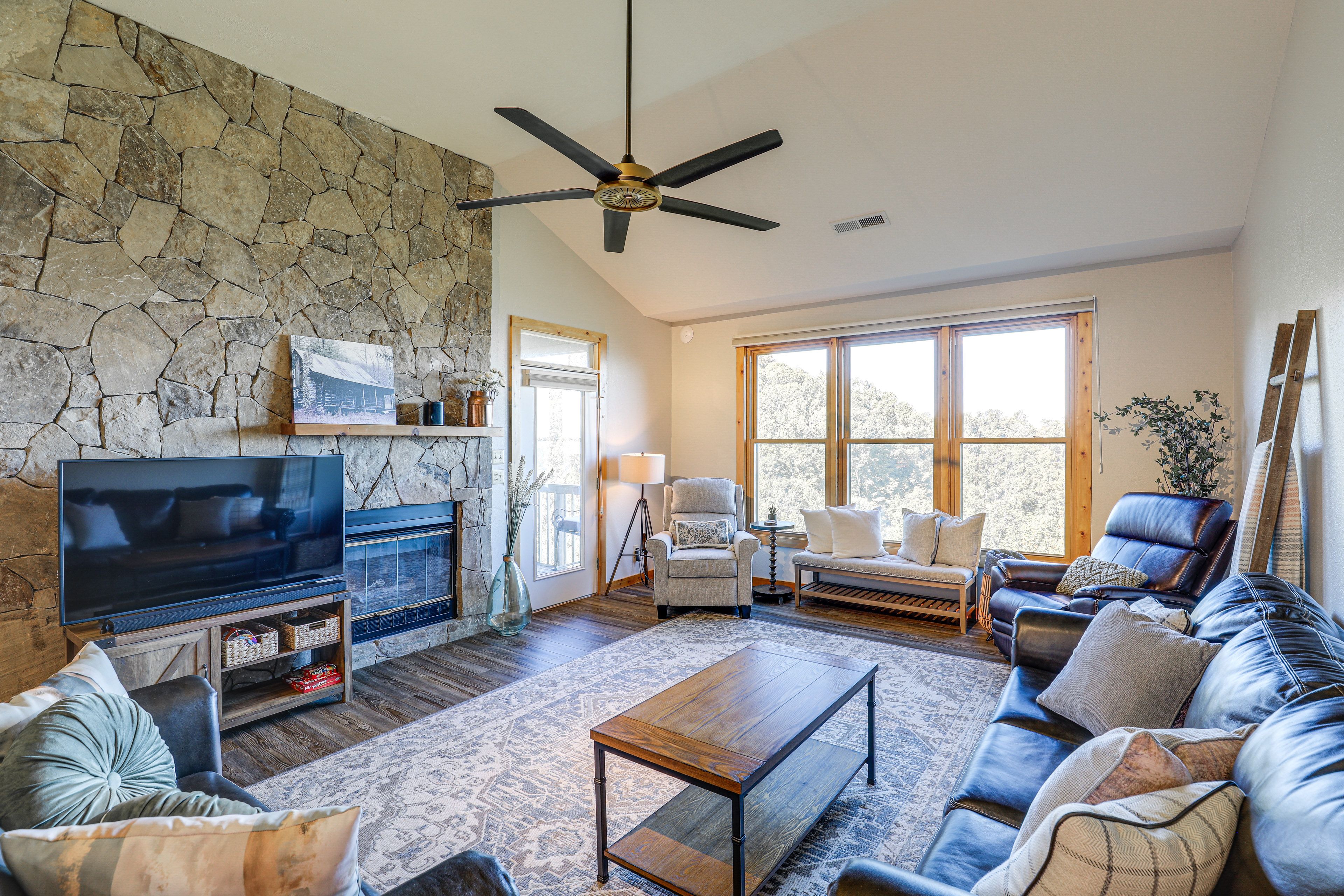 Burnsville Vacation Rental | 2BR | 2BA | 1,366 Sq Ft | 8 Steps to Enter