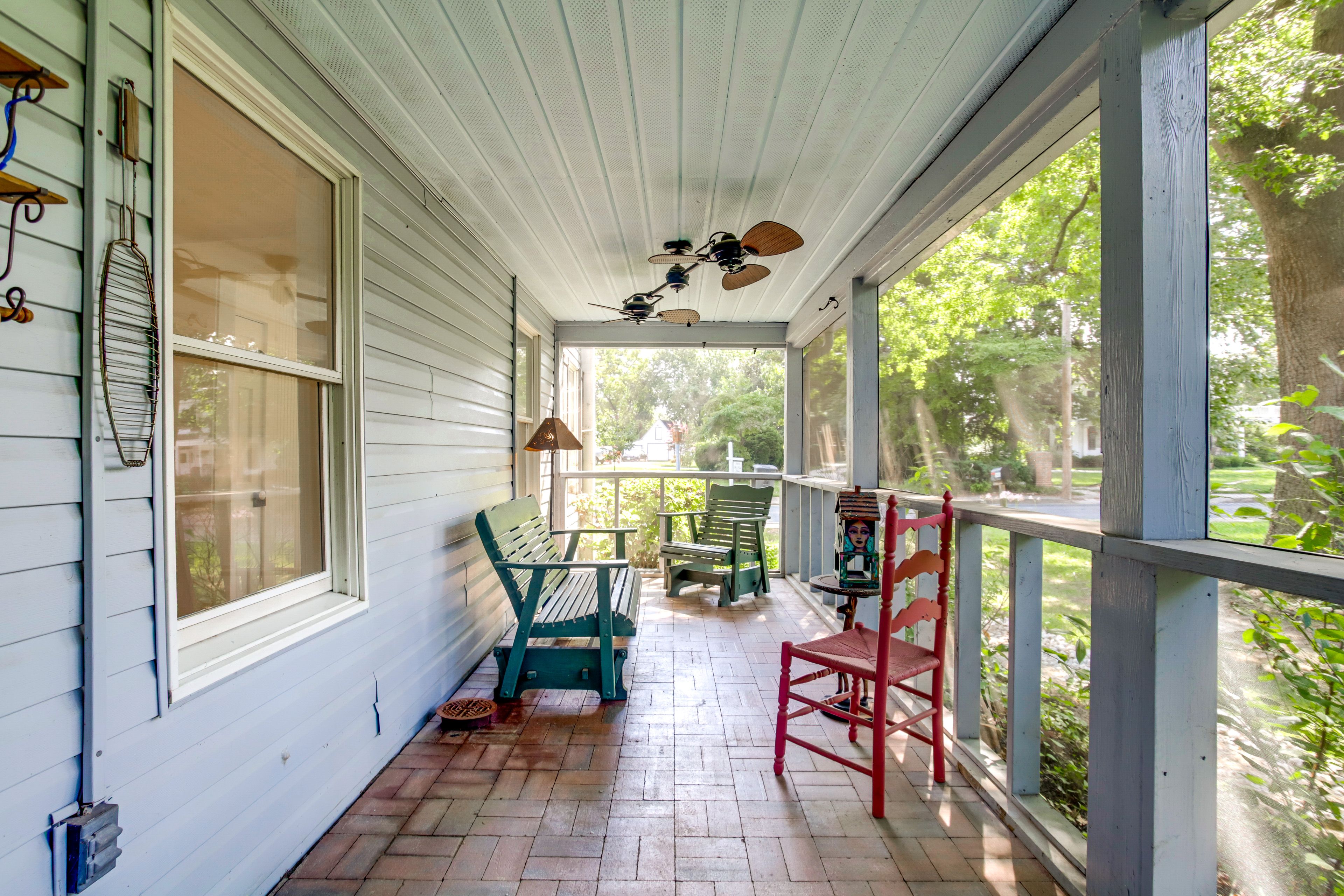 Screened Porch | Seating