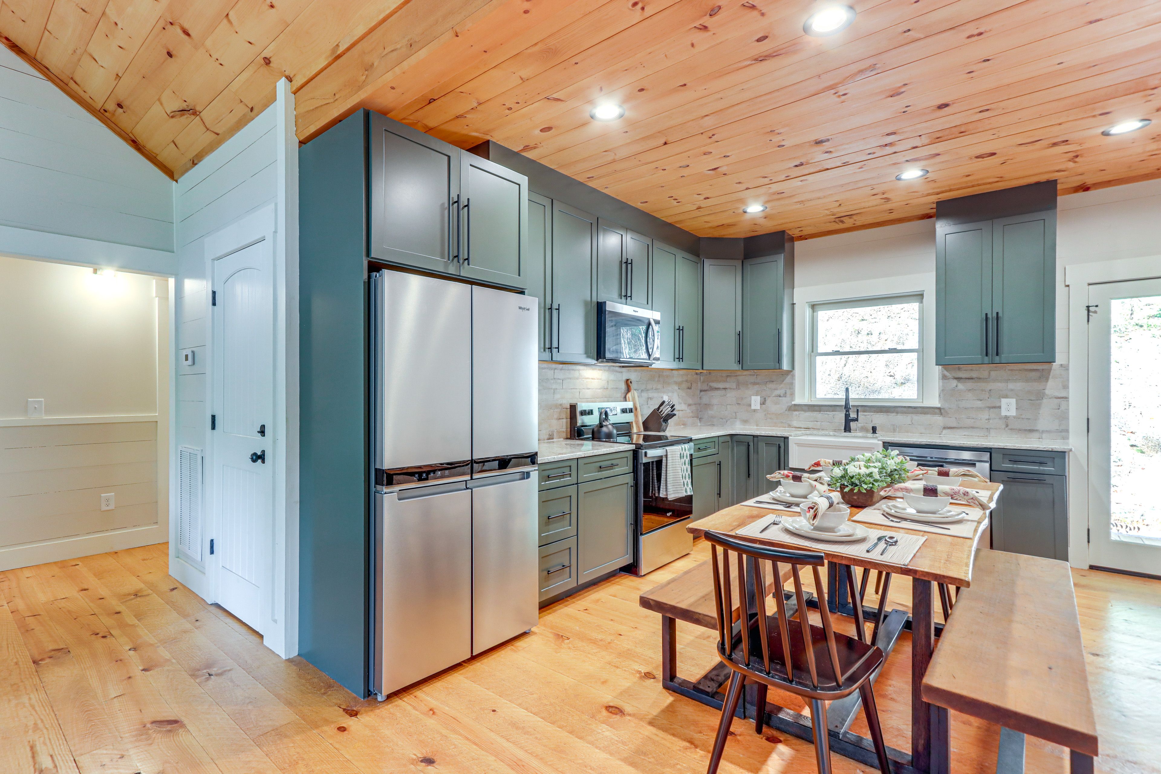Kitchen | Keurig Coffee Maker