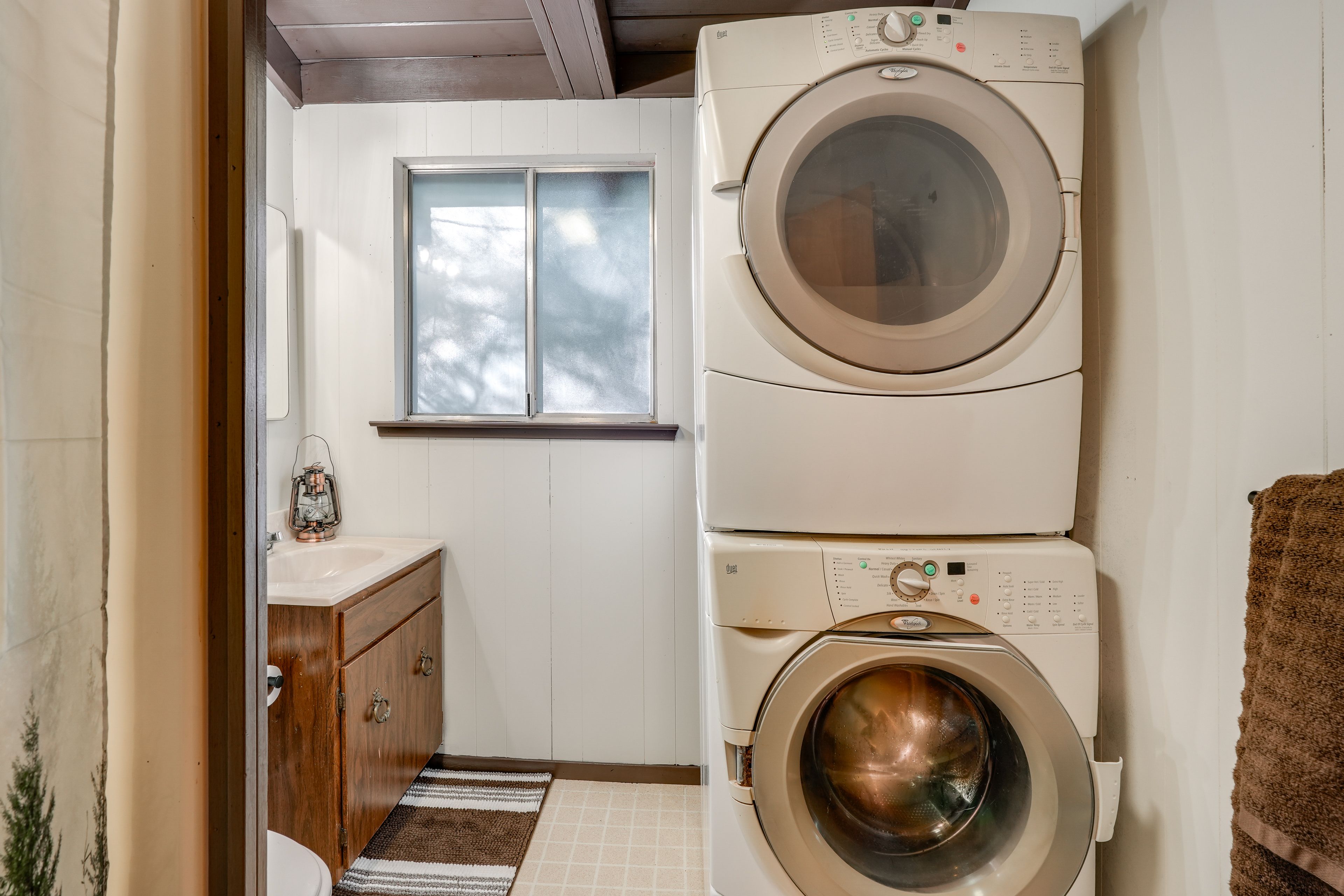 Full Bathroom | In-Unit Laundry | 1st Floor