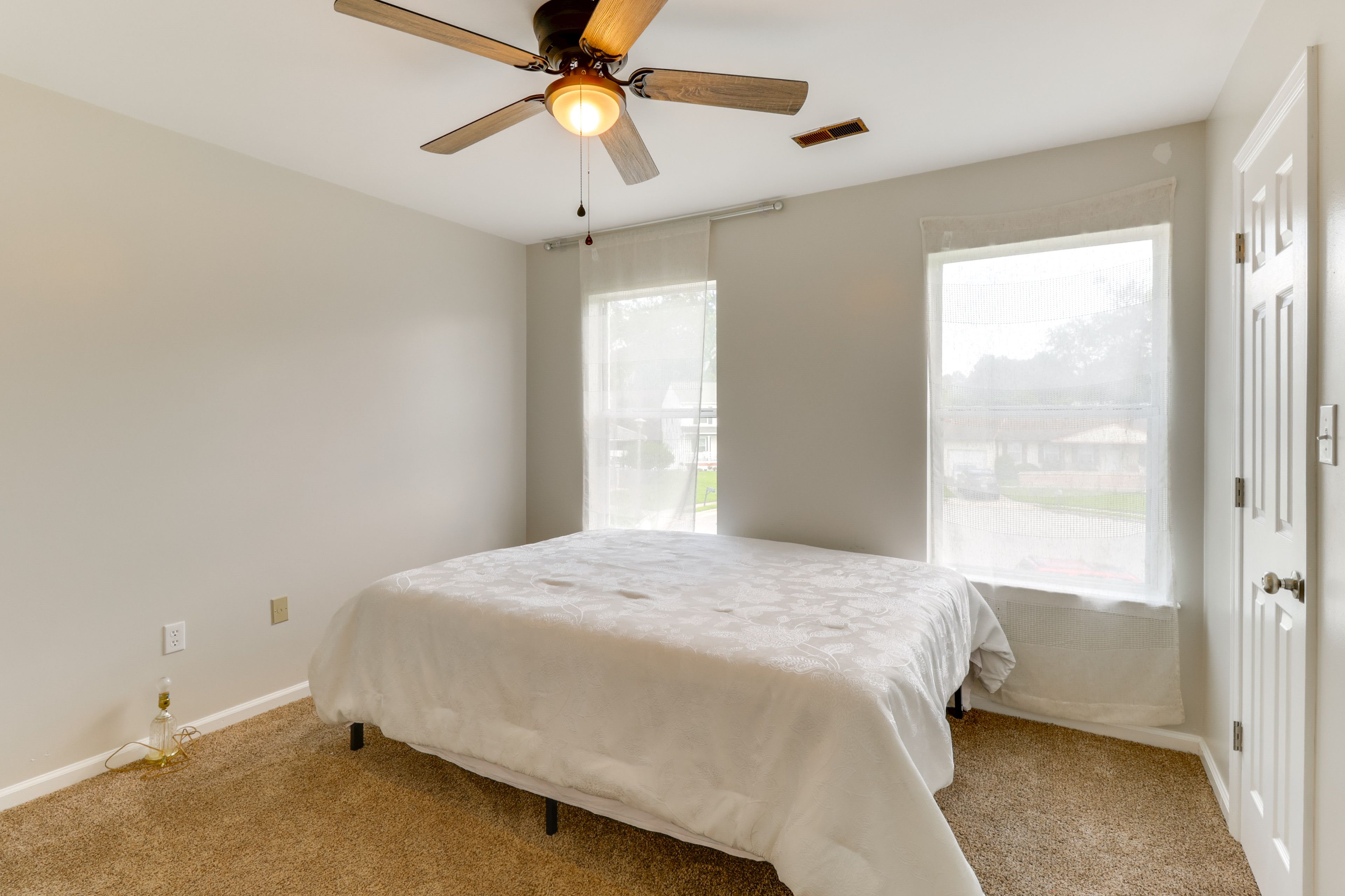 Bedroom 2 | Queen Bed | 2nd Floor