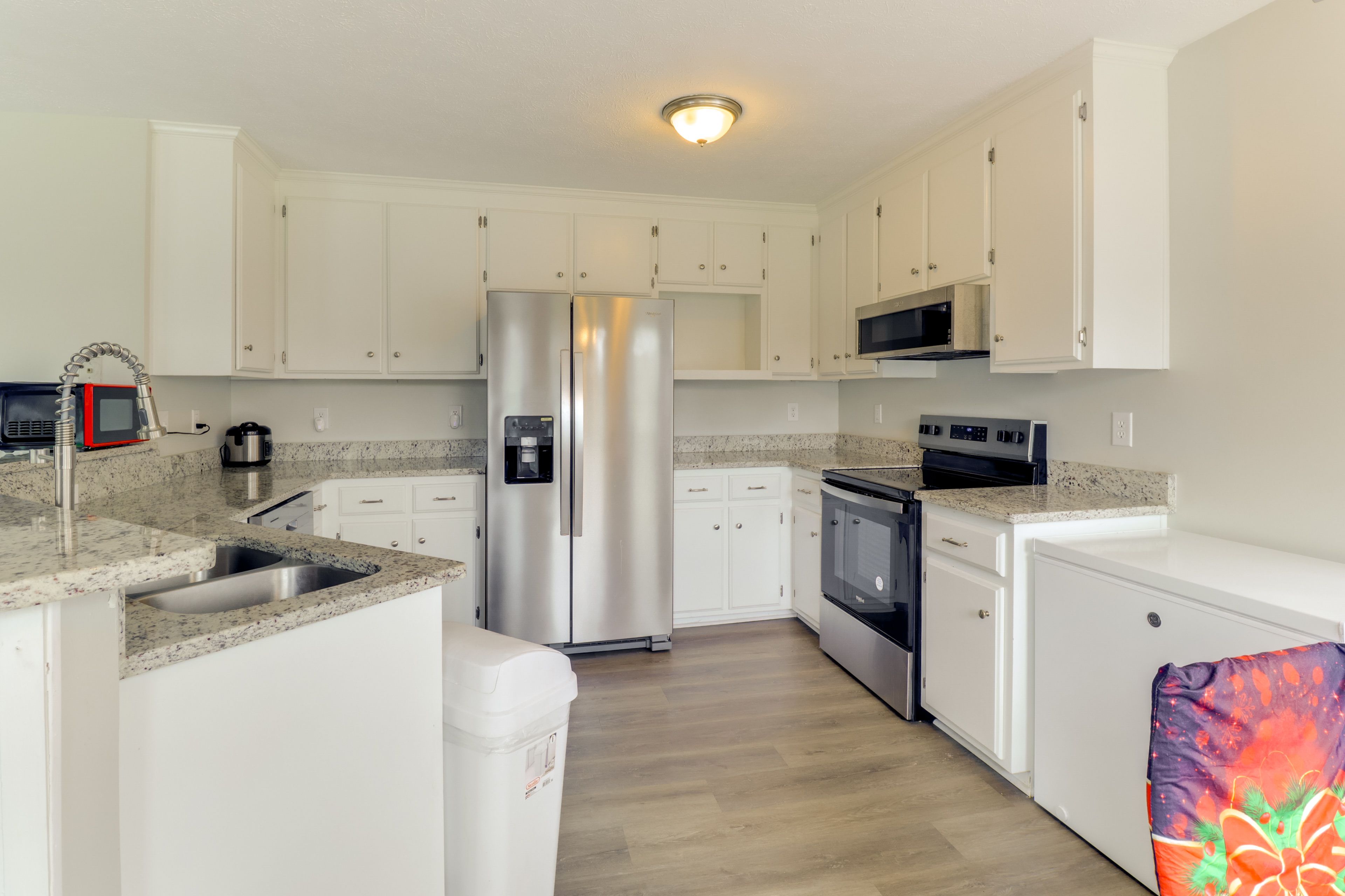 Kitchen | Dishwasher | Drip Coffee Maker | 1st Floor