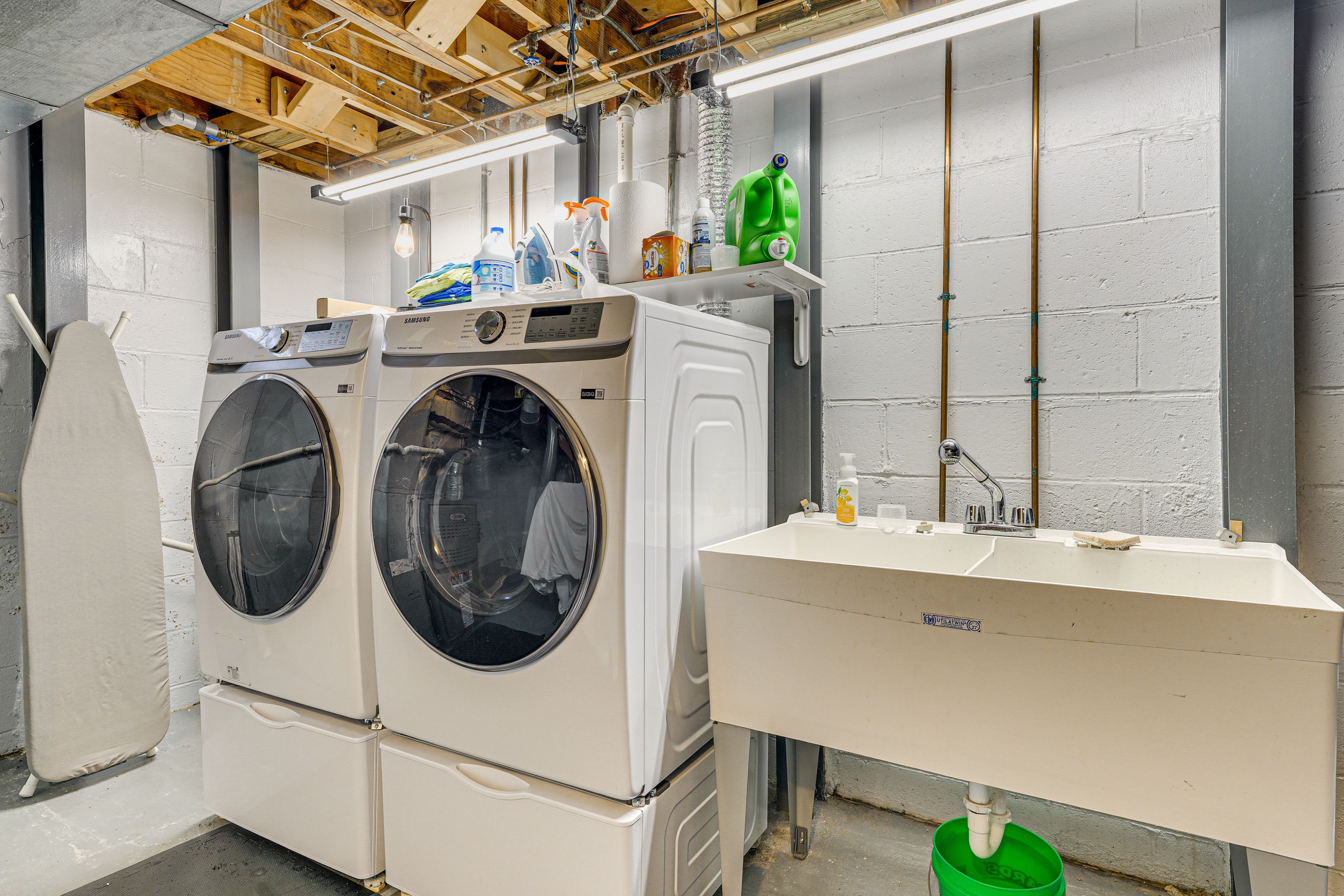 Laundry Area | Lower Floor