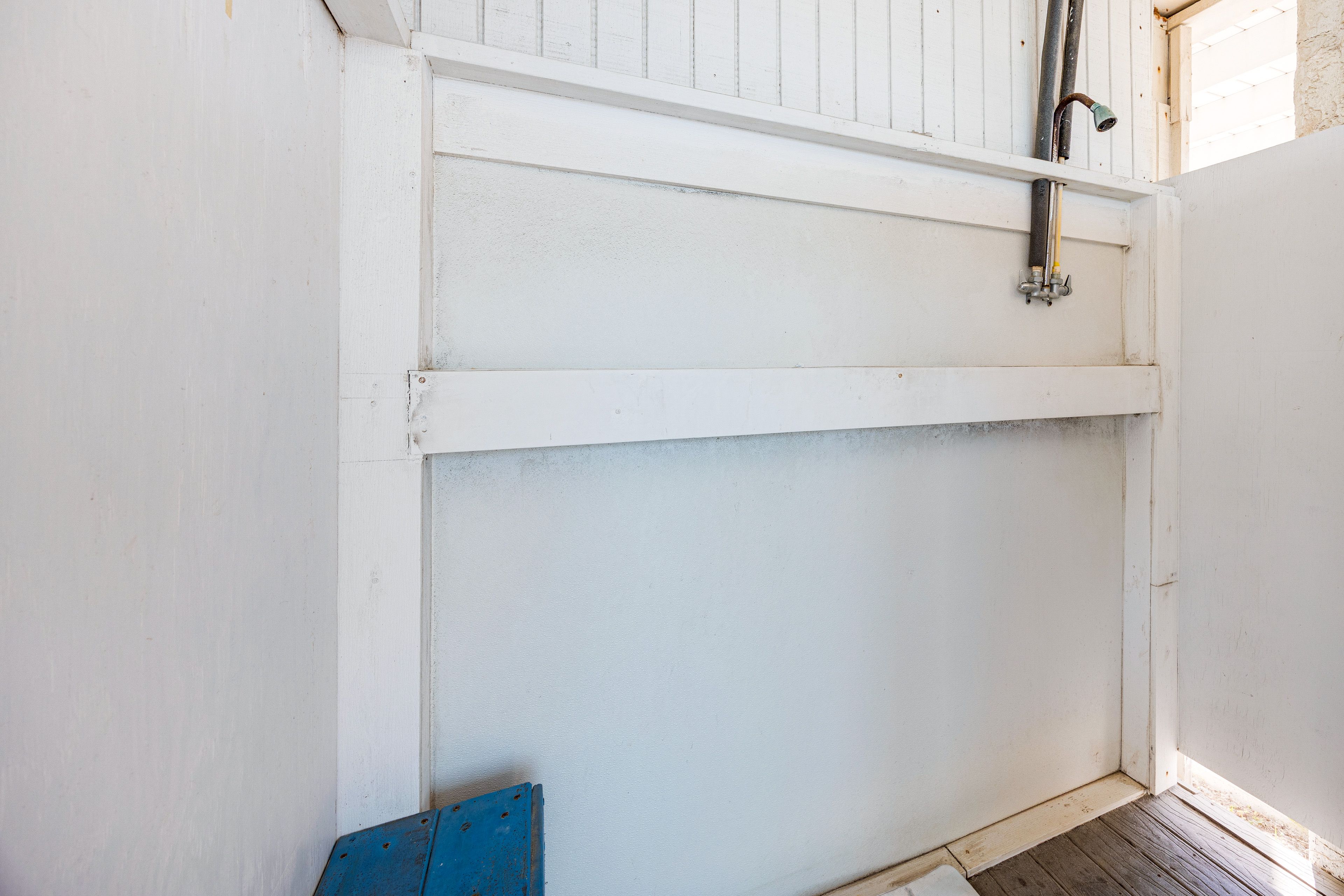House Exterior | Shower
