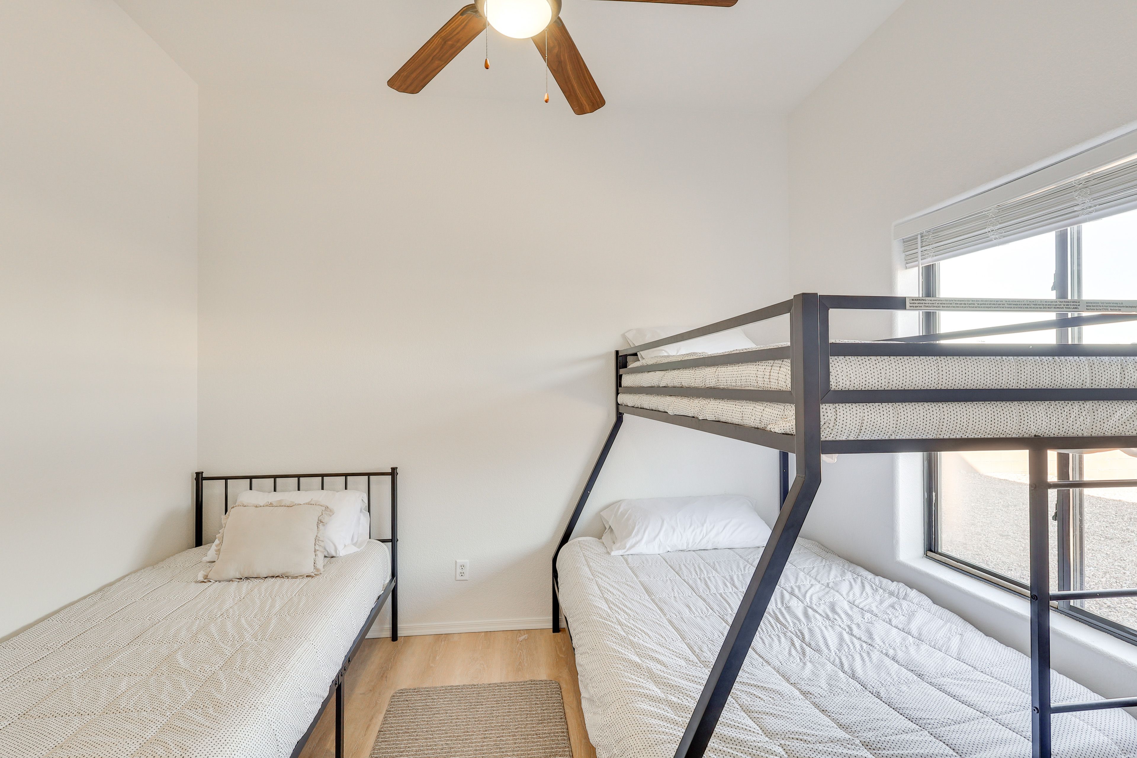 Bedroom 3 | Twin Bed | Twin/Full Bunk Bed