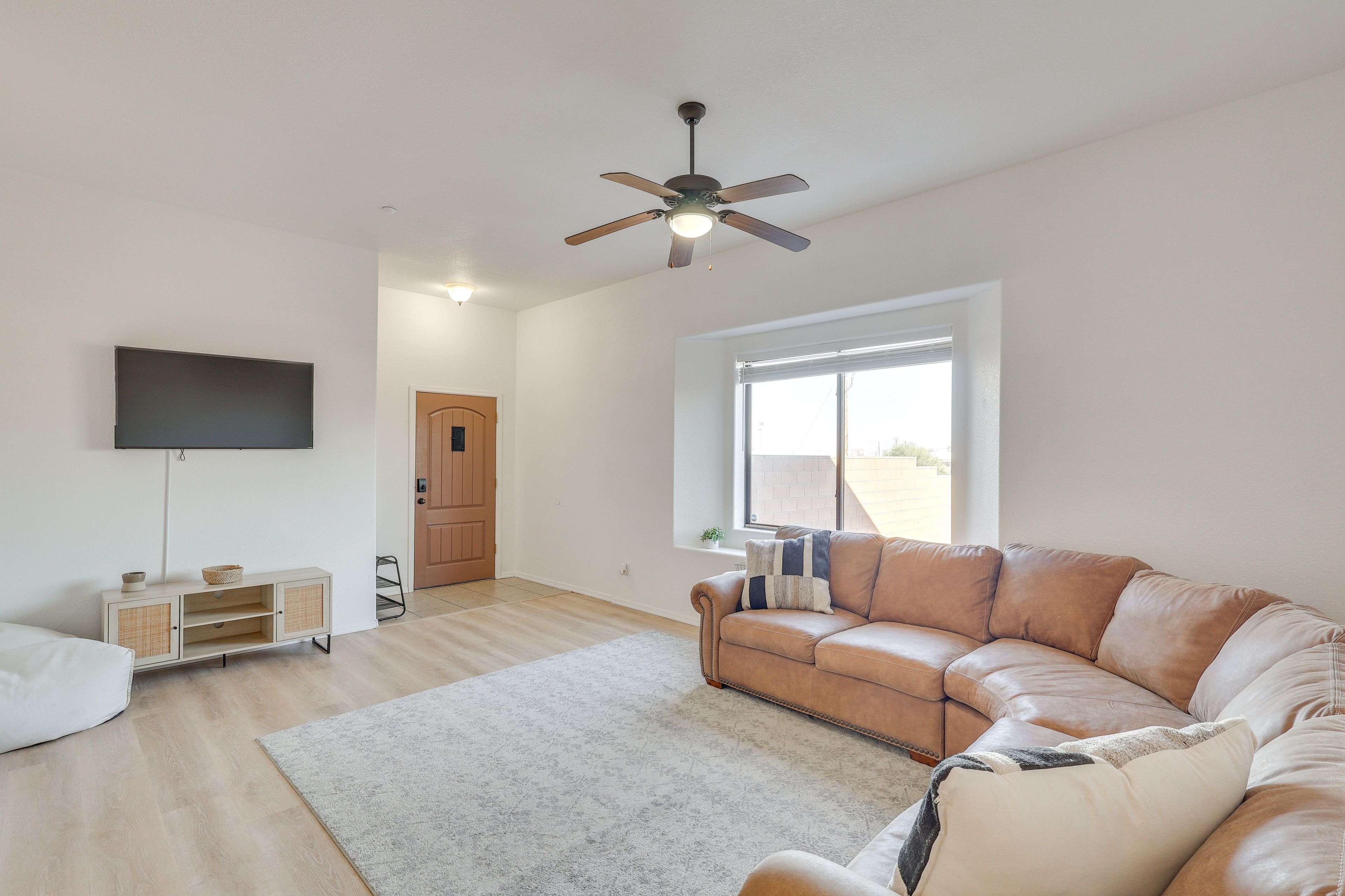 Lake Havasu City Vacation Rental | 3BR | 2BA | 1,100 Sq Ft | 1 Step to Enter