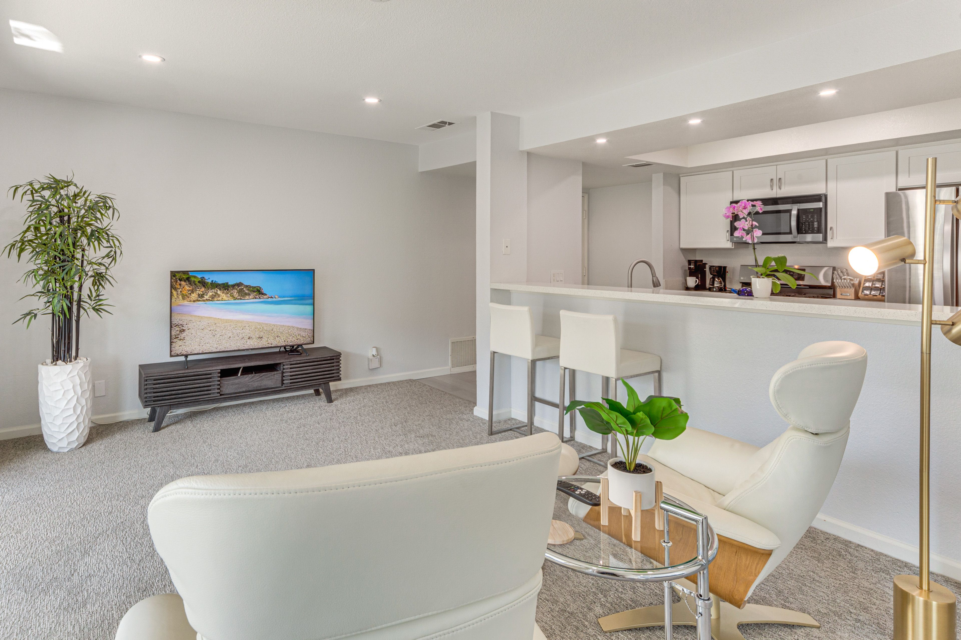 Palm Springs Vacation Rental | 1BR | 1BA | 651 Sq Ft | Stairs to Enter