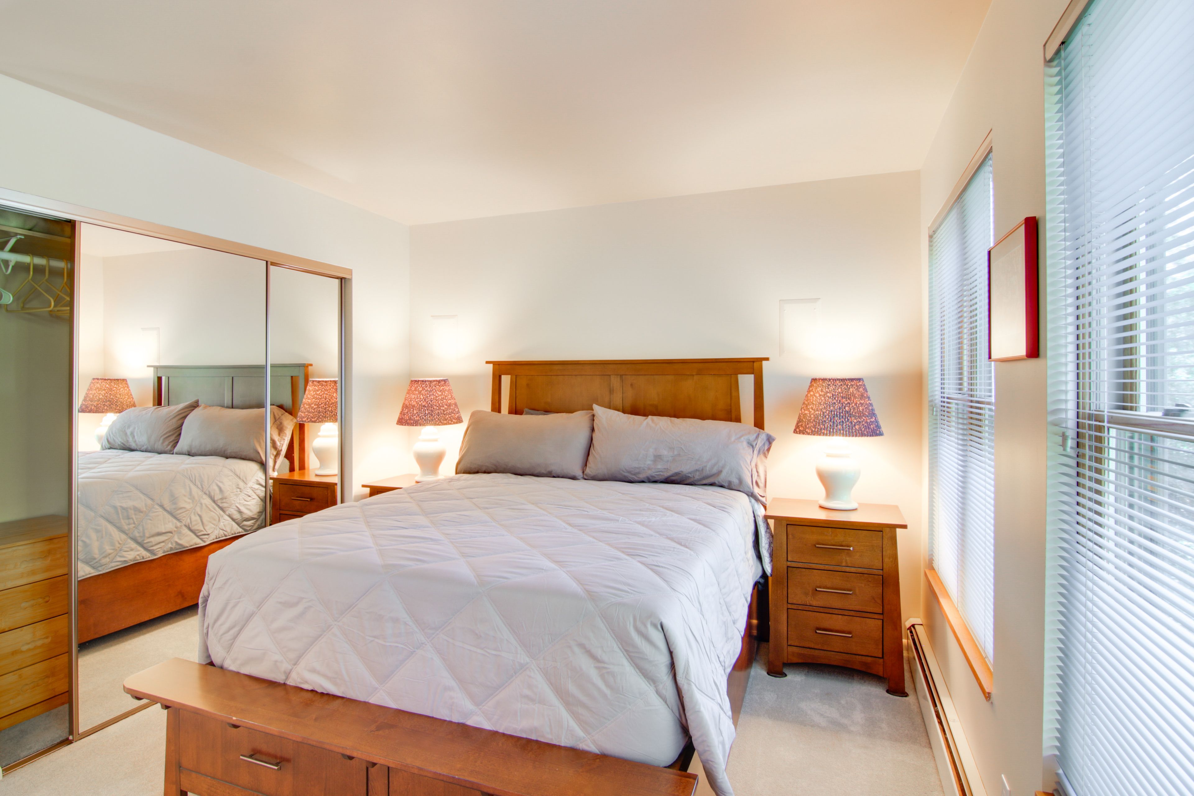 Bedroom 1 (Loft) | Queen Bed | 2nd Floor