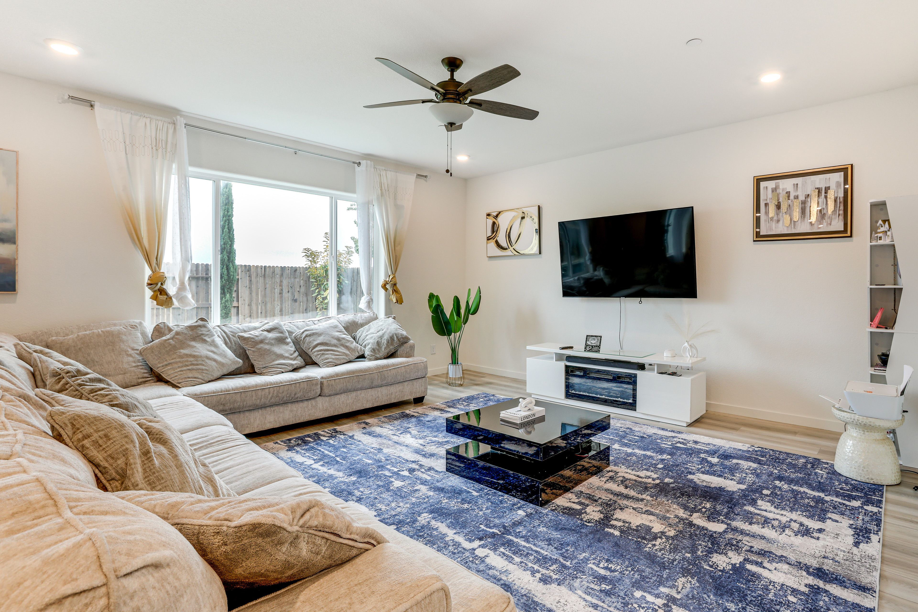 Living Room | 1st Floor