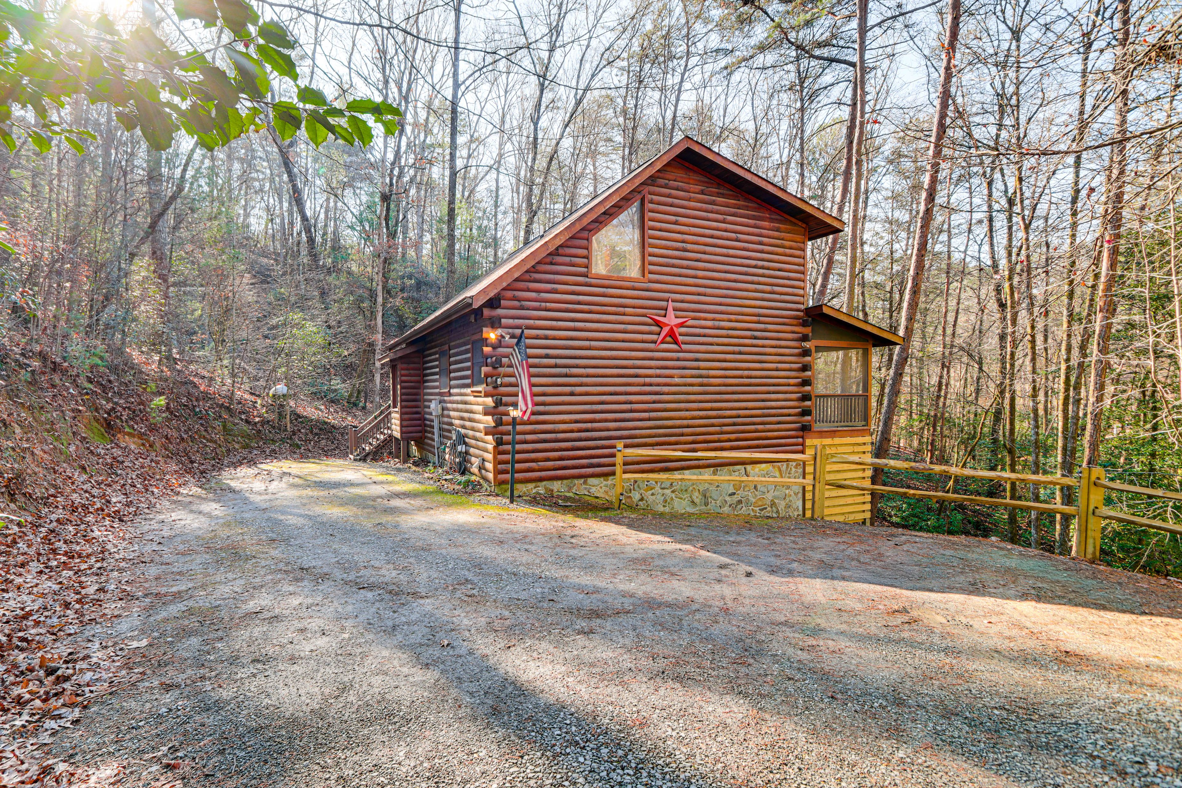 Parking | Driveway (4 Vehicles)