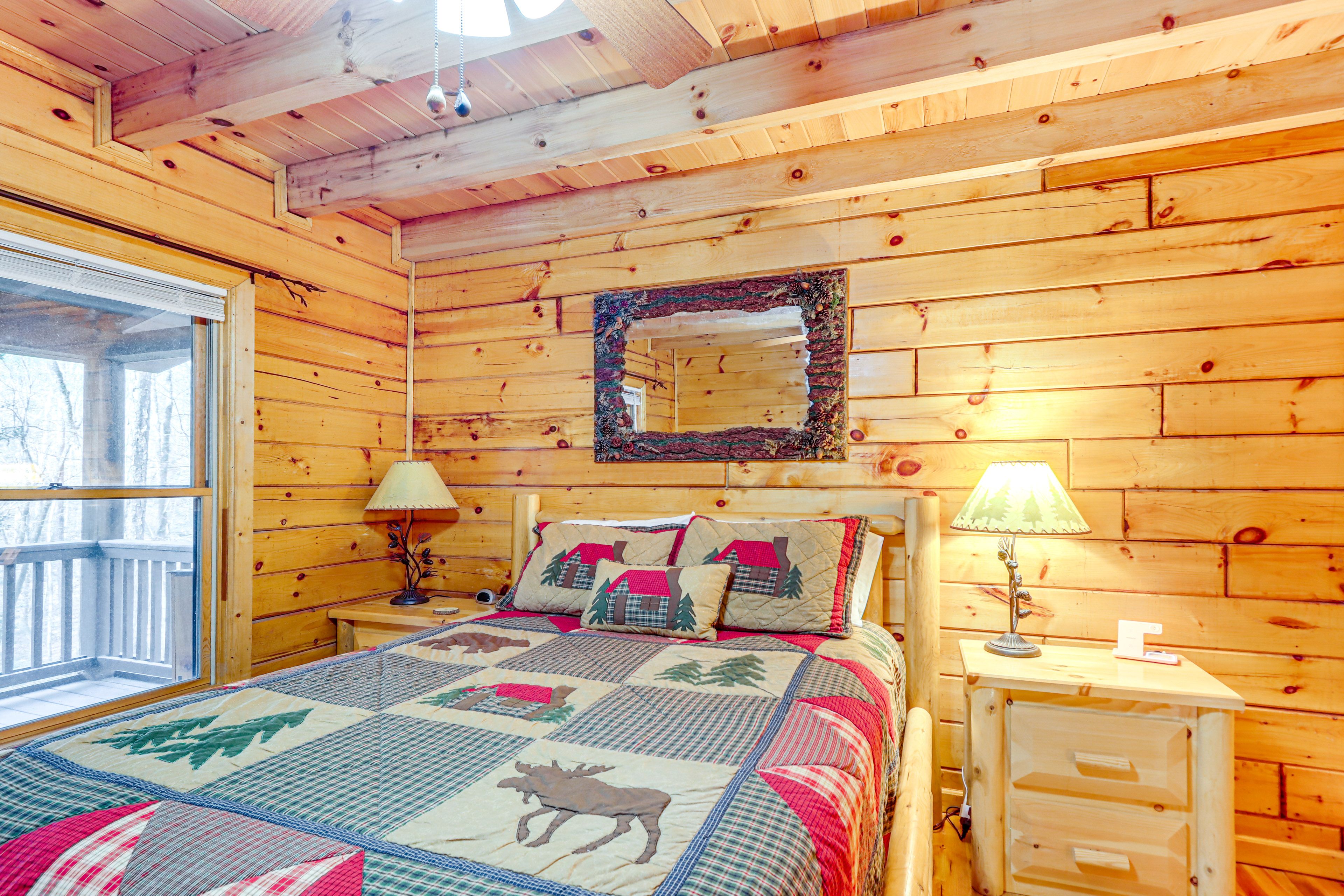 Bedroom 1 | Queen Bed | Linens Provided | Main Level