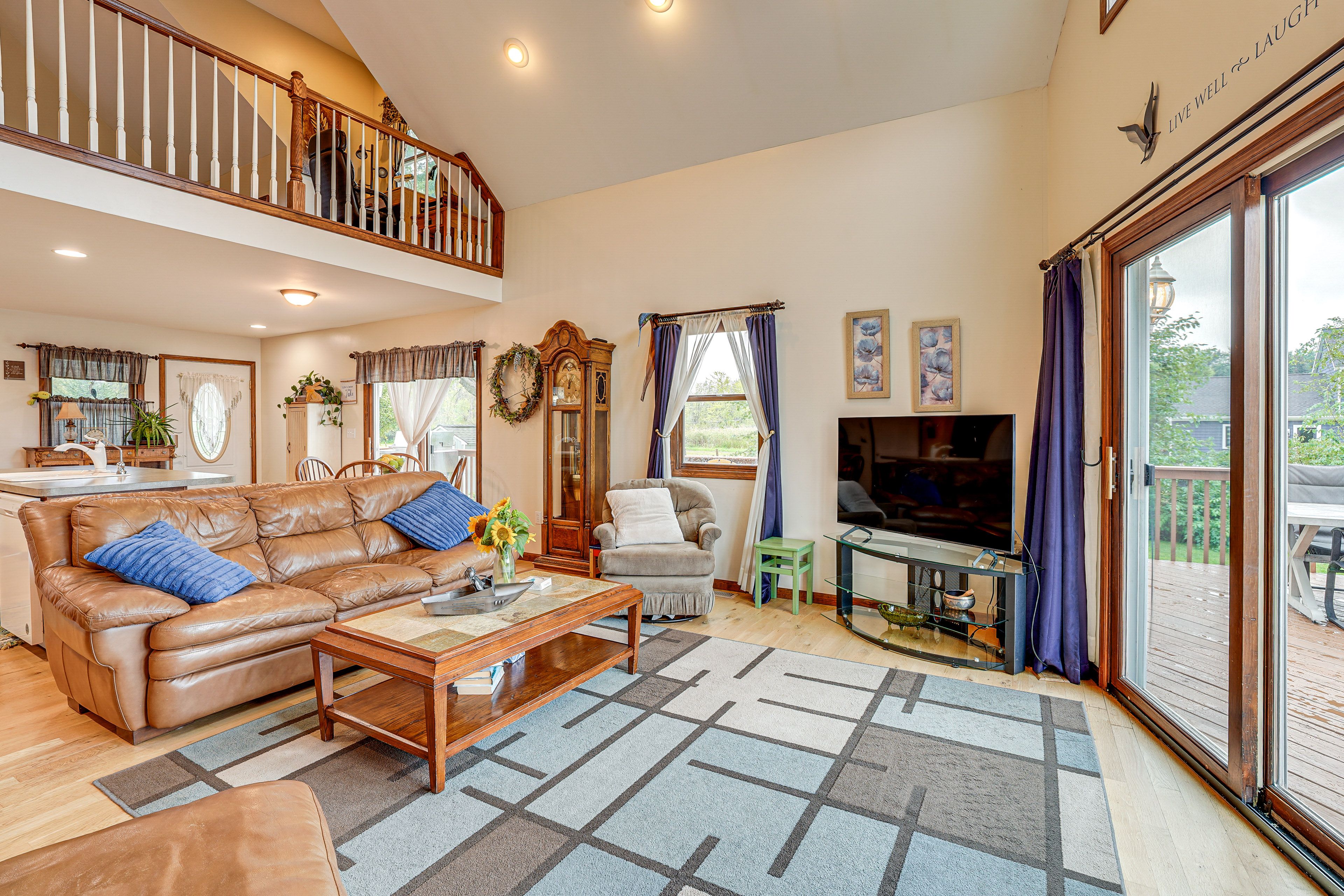 Living Room | 1st Floor