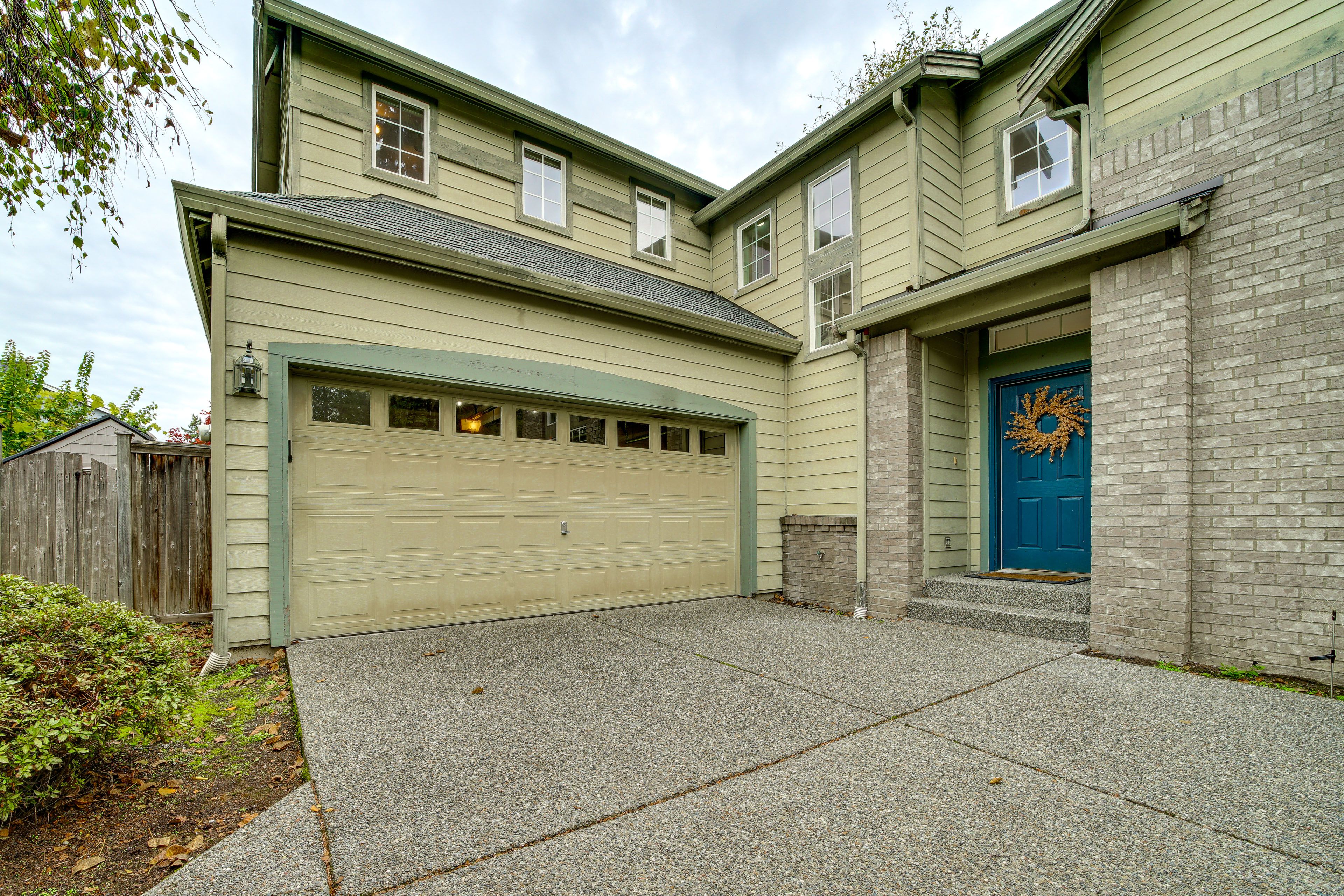 Property Exterior | Fenced-In Yard