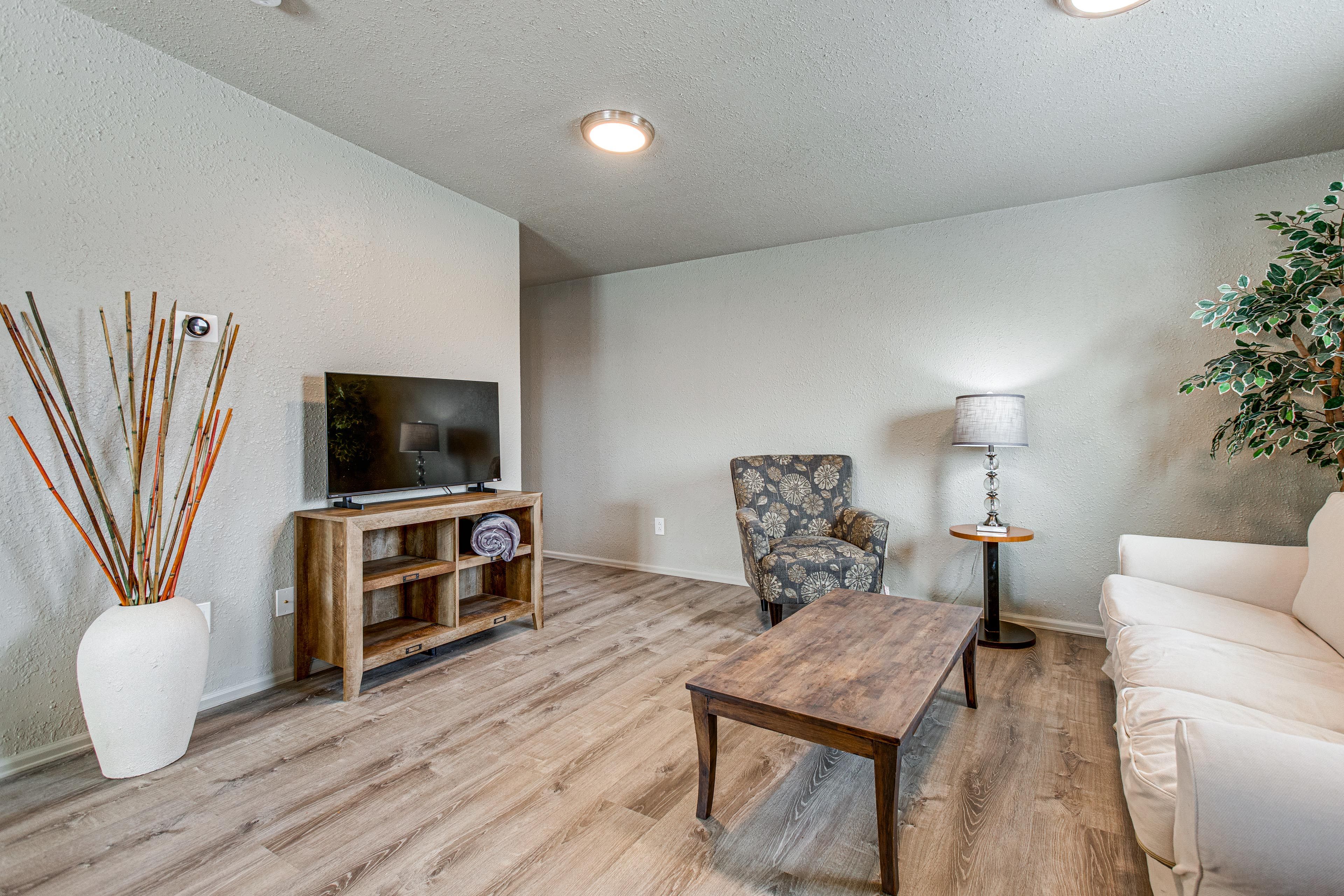 Living Room | Single-Story Unit | Free WiFi