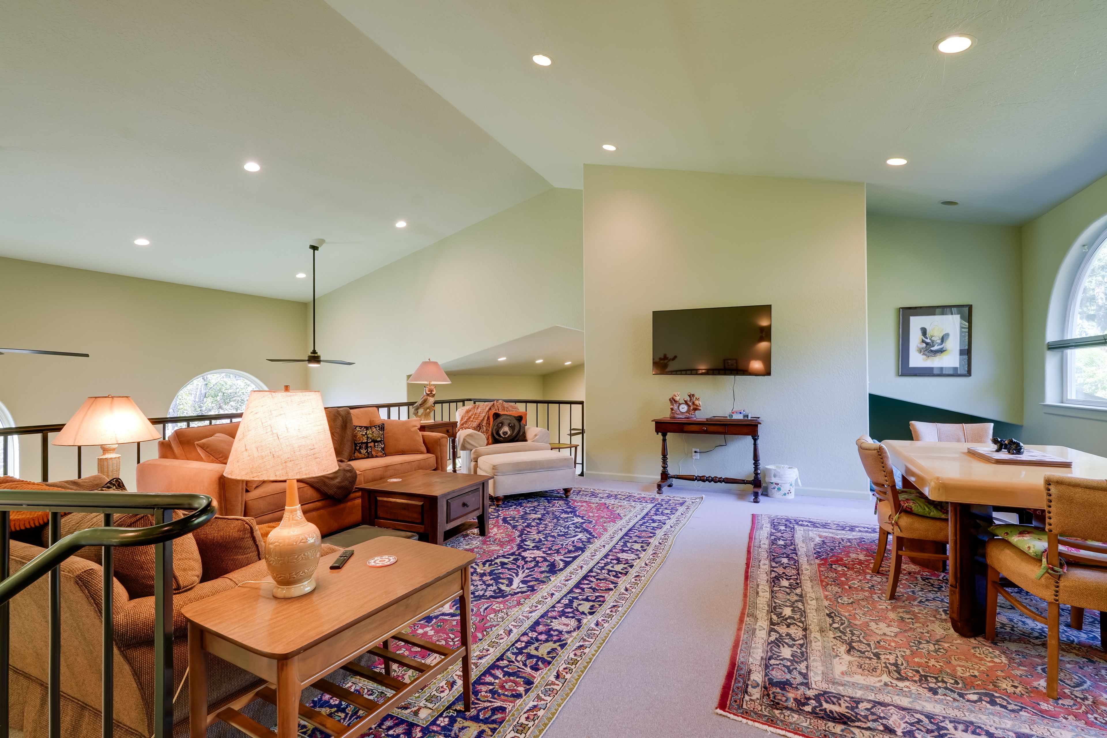 Loft Living Area | Smart TV | 2nd Floor