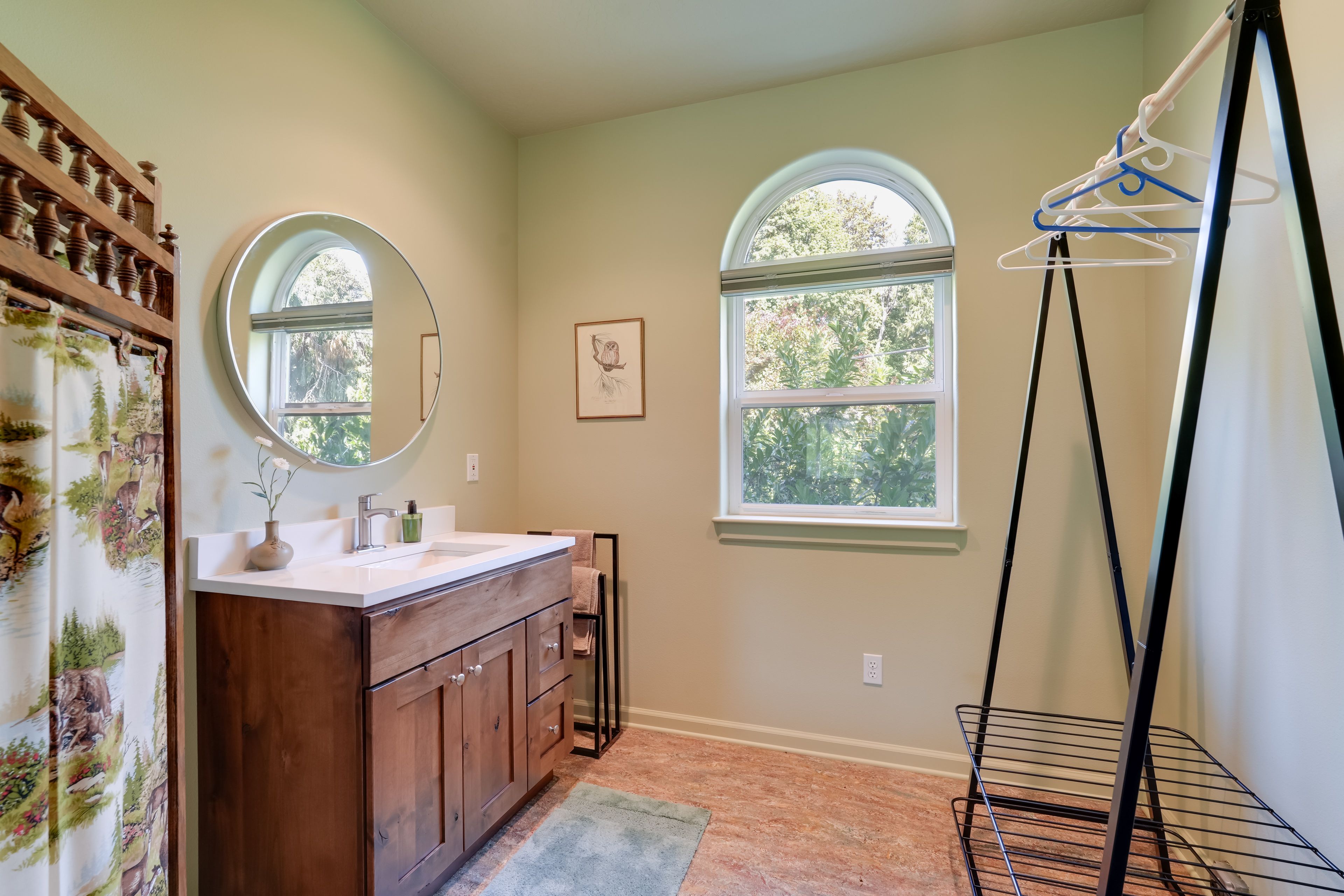 Bathroom | 2nd Floor