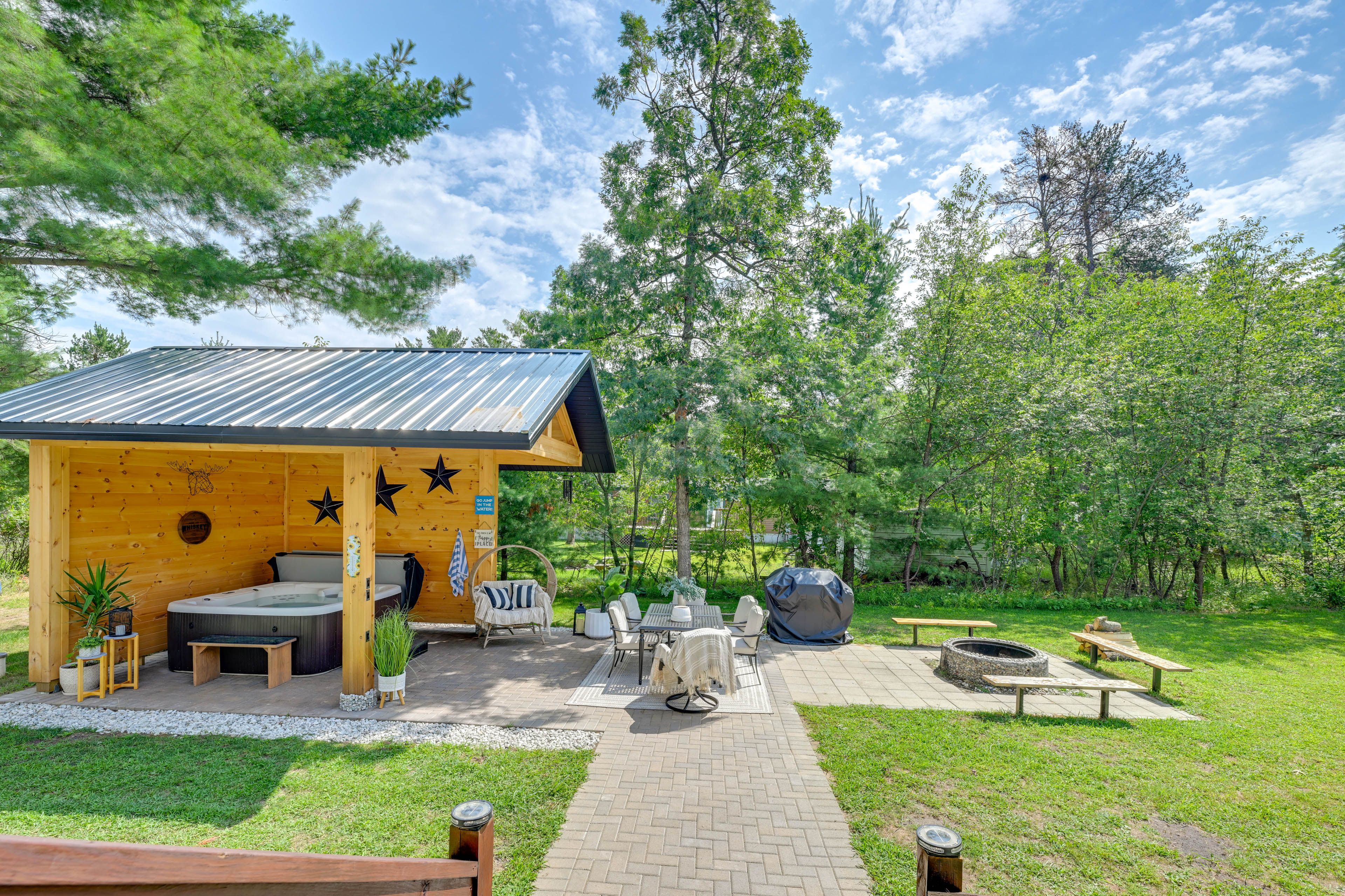 Patio | Gas Grill | Fire Pit | Outdoor Dining Area | Hot Tub