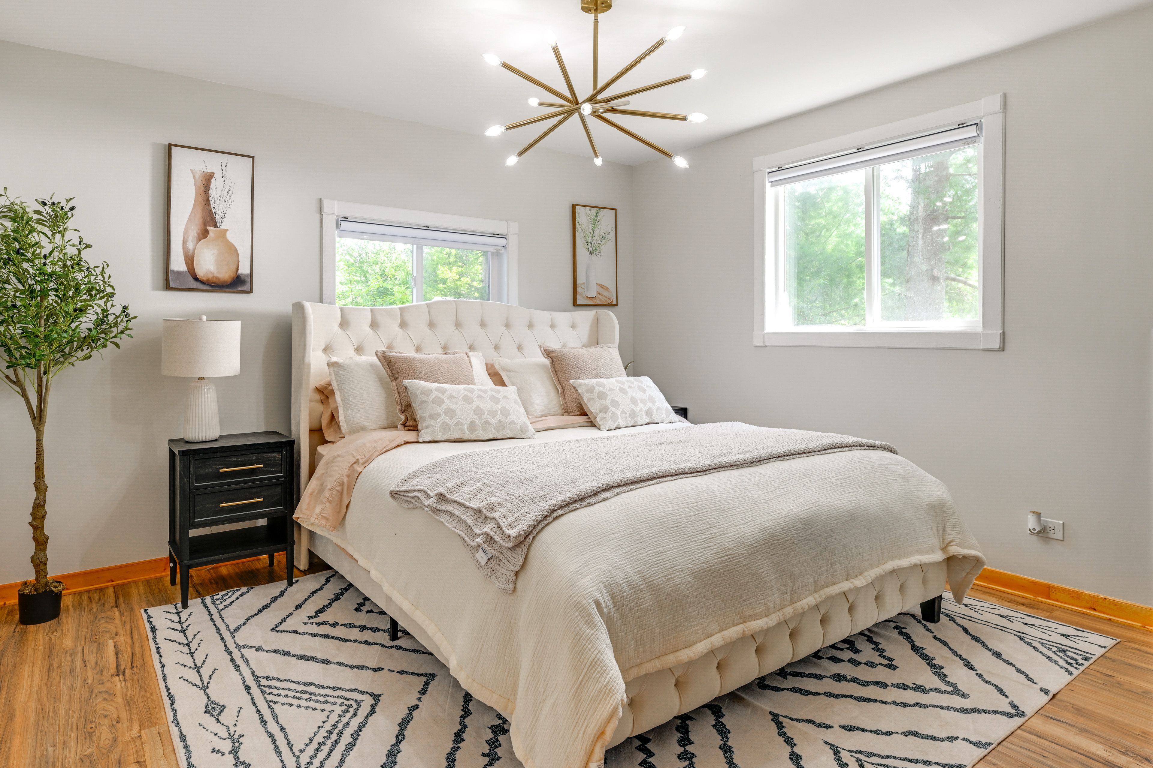 Bedroom 1 | King Bed | Linens Provided