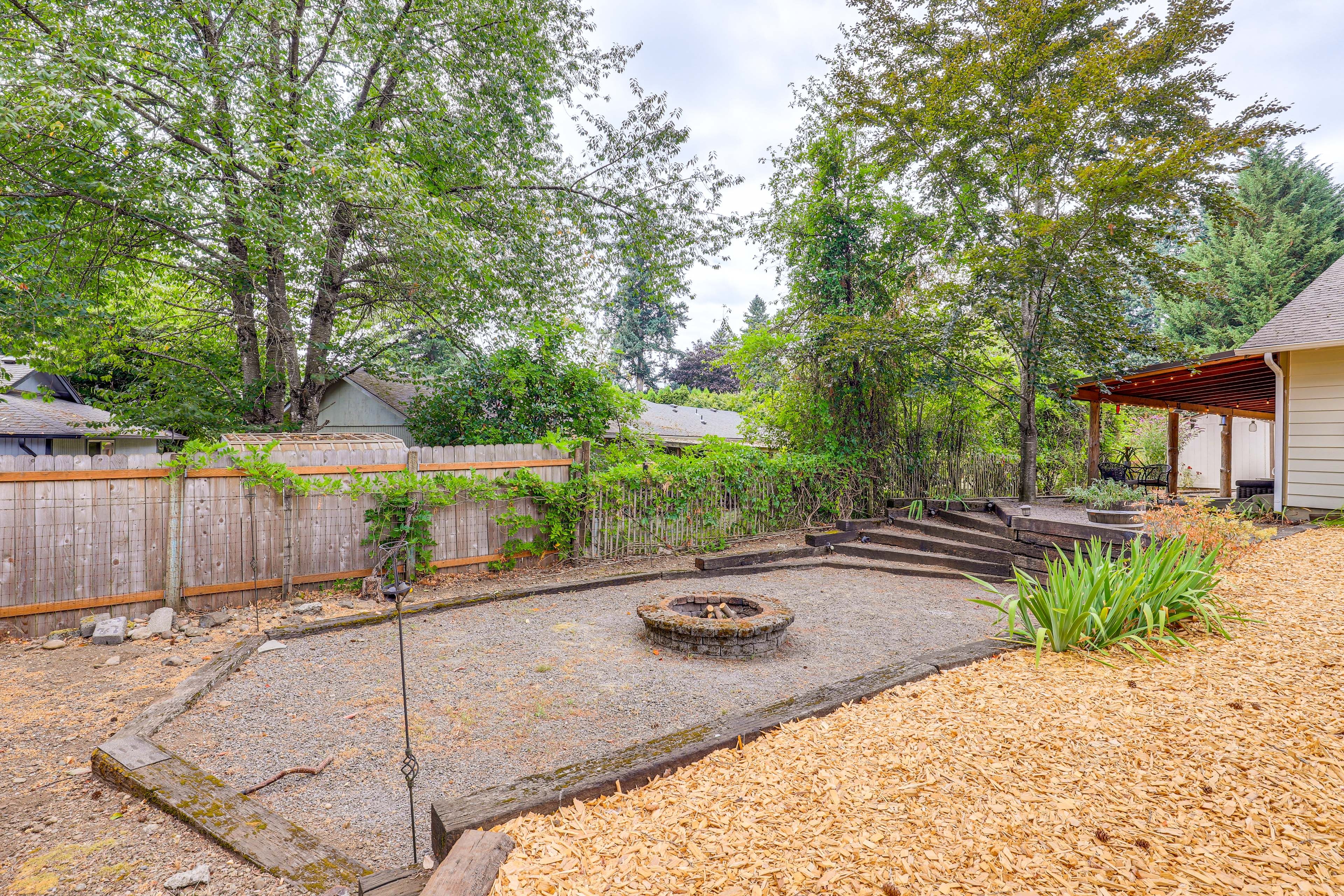 House Exterior | Fire Pit