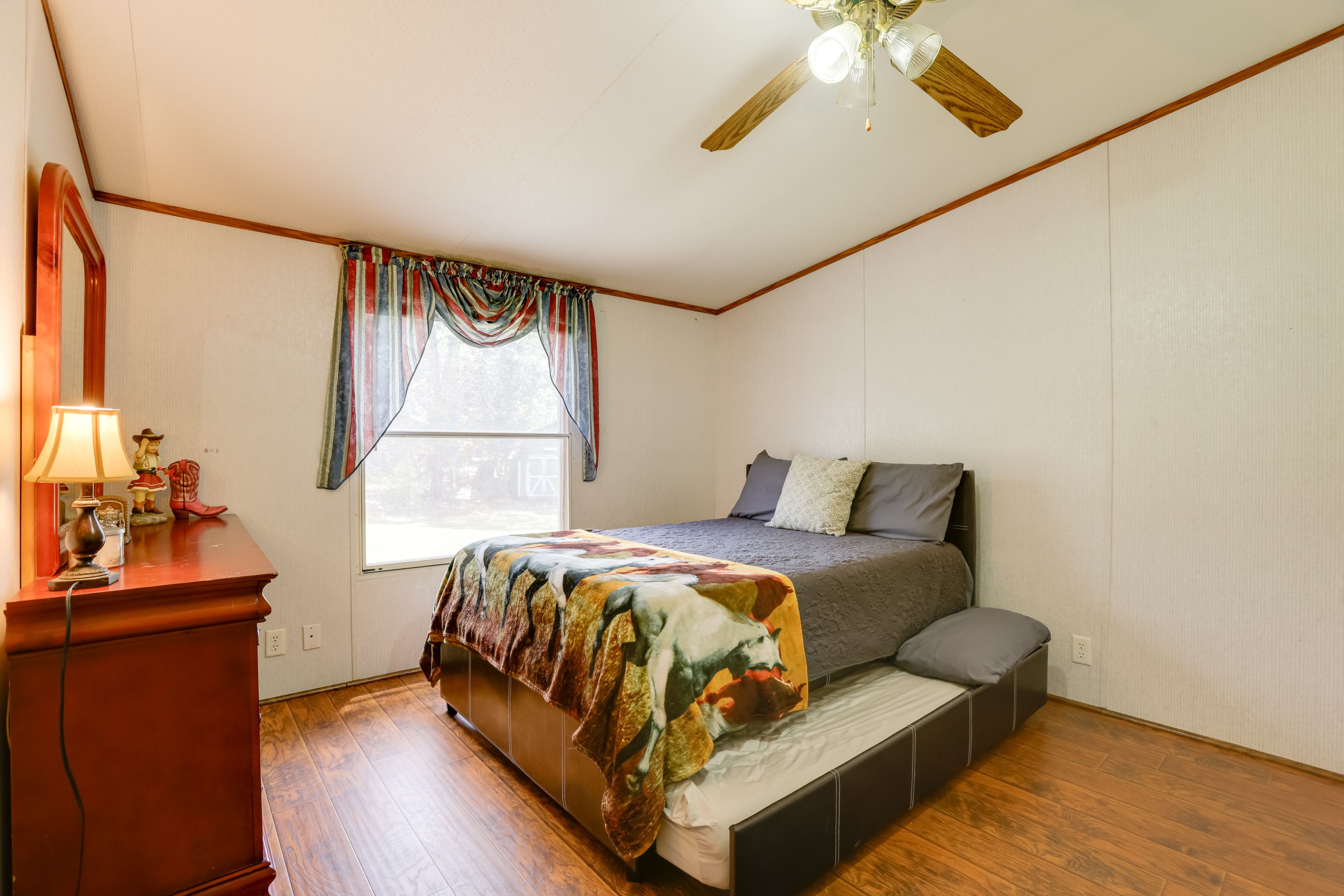 Bedroom 3 | Full Bed w/ Twin Trundle