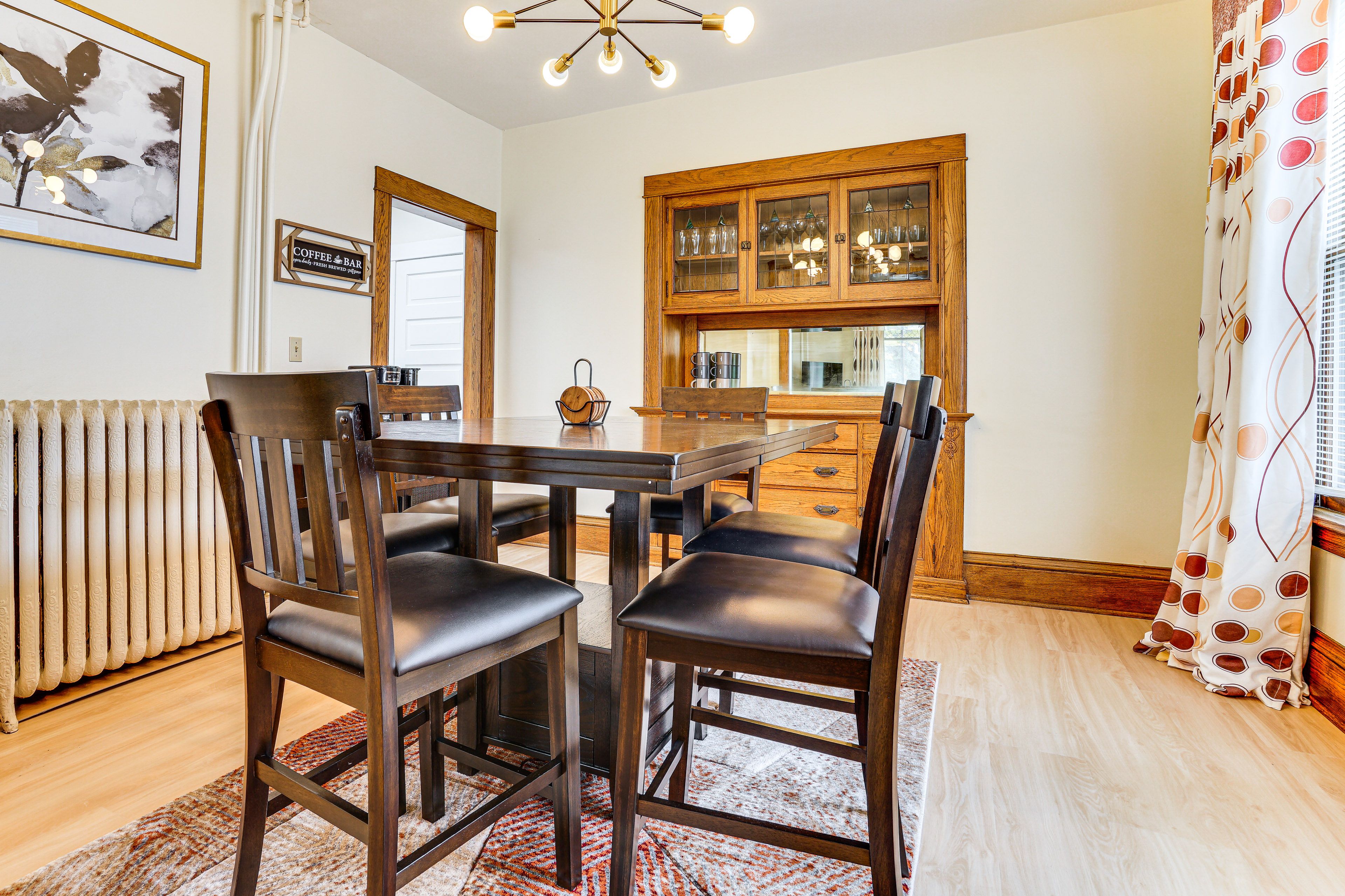 Dining Table | Dishware/Flatware | 1st Floor