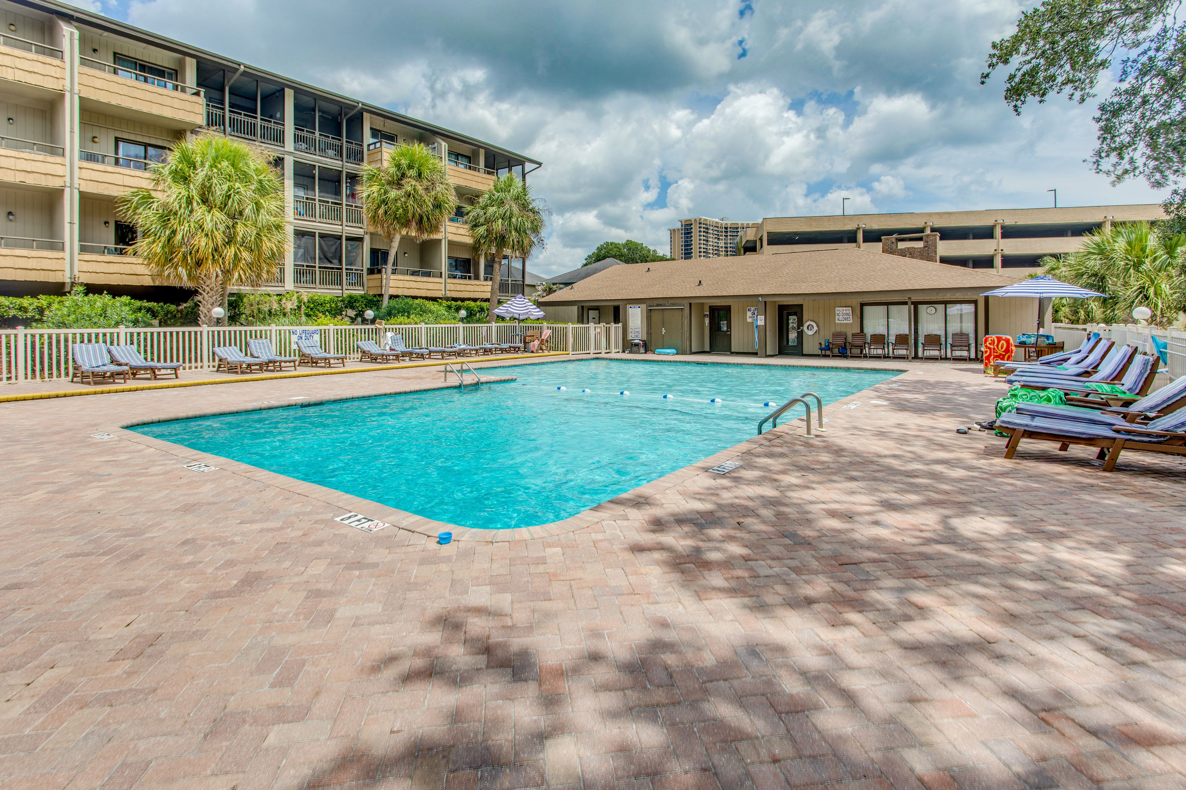 Mariner's Cove | Community Pool | Single-Story Unit | 3rd-Floor Condo