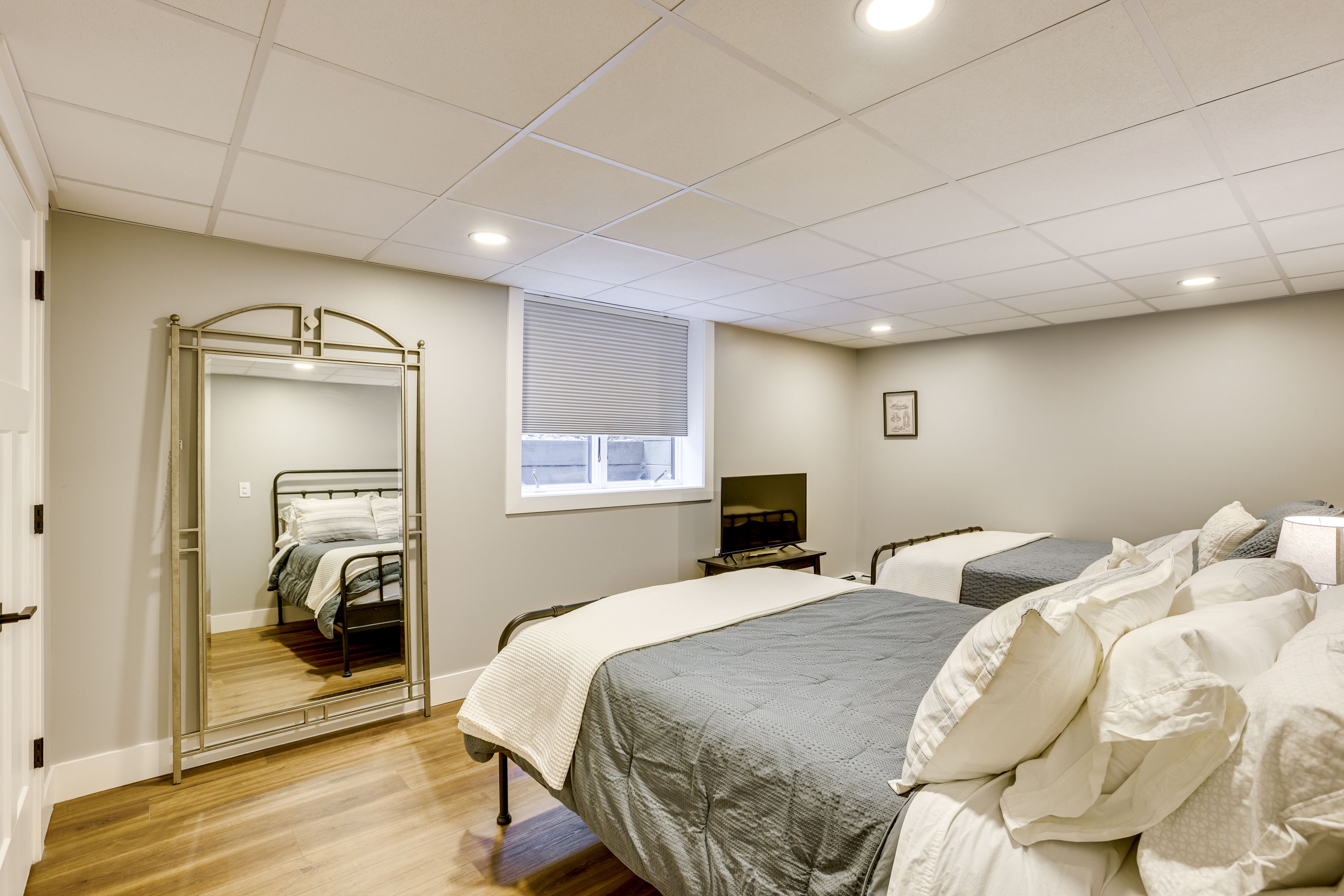 Bedroom 4 | Basement | 2 Queen Beds