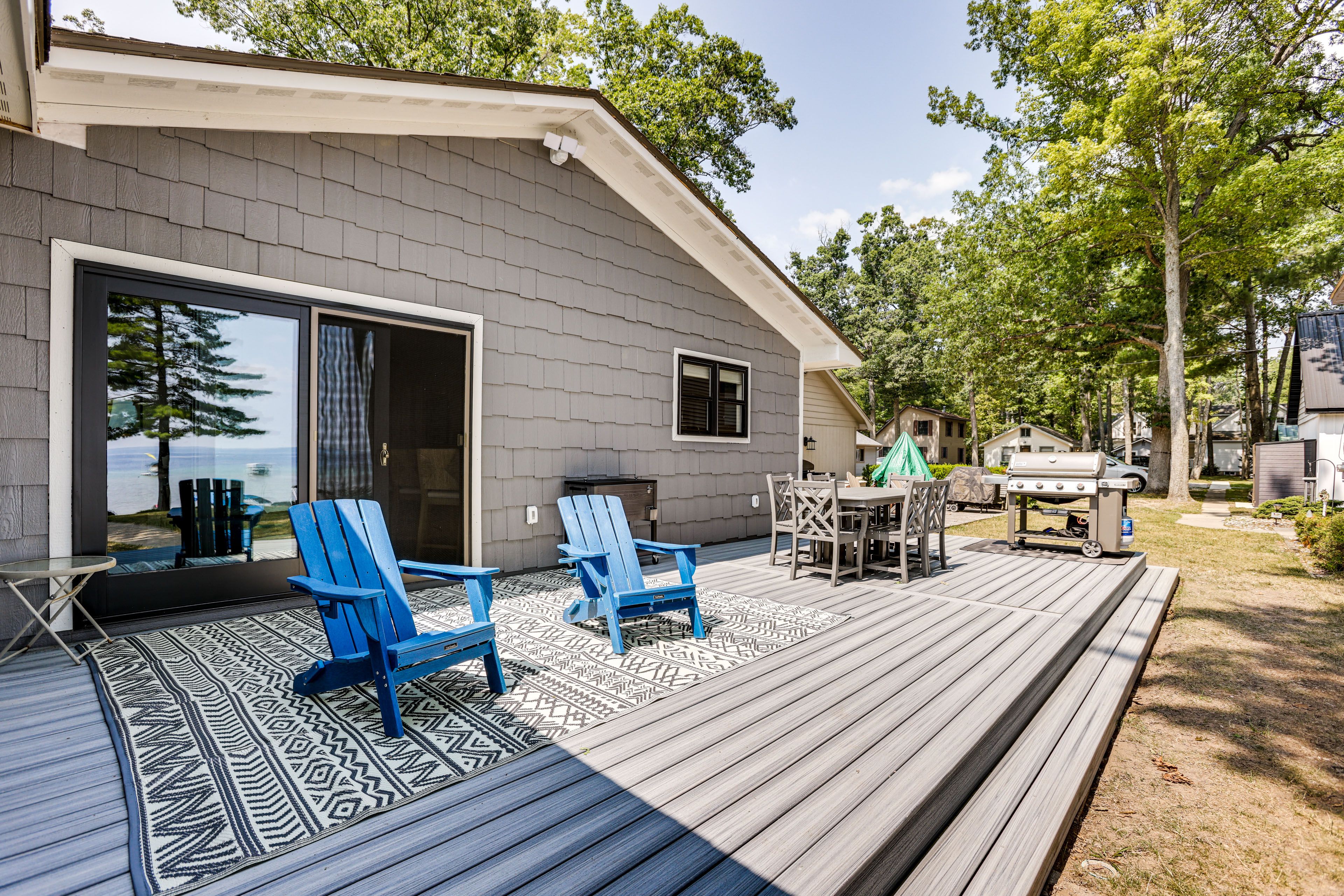 Deck | Gas Grill | Outdoor Dining Area | Blackstone Griddle | Higgins Lake Views