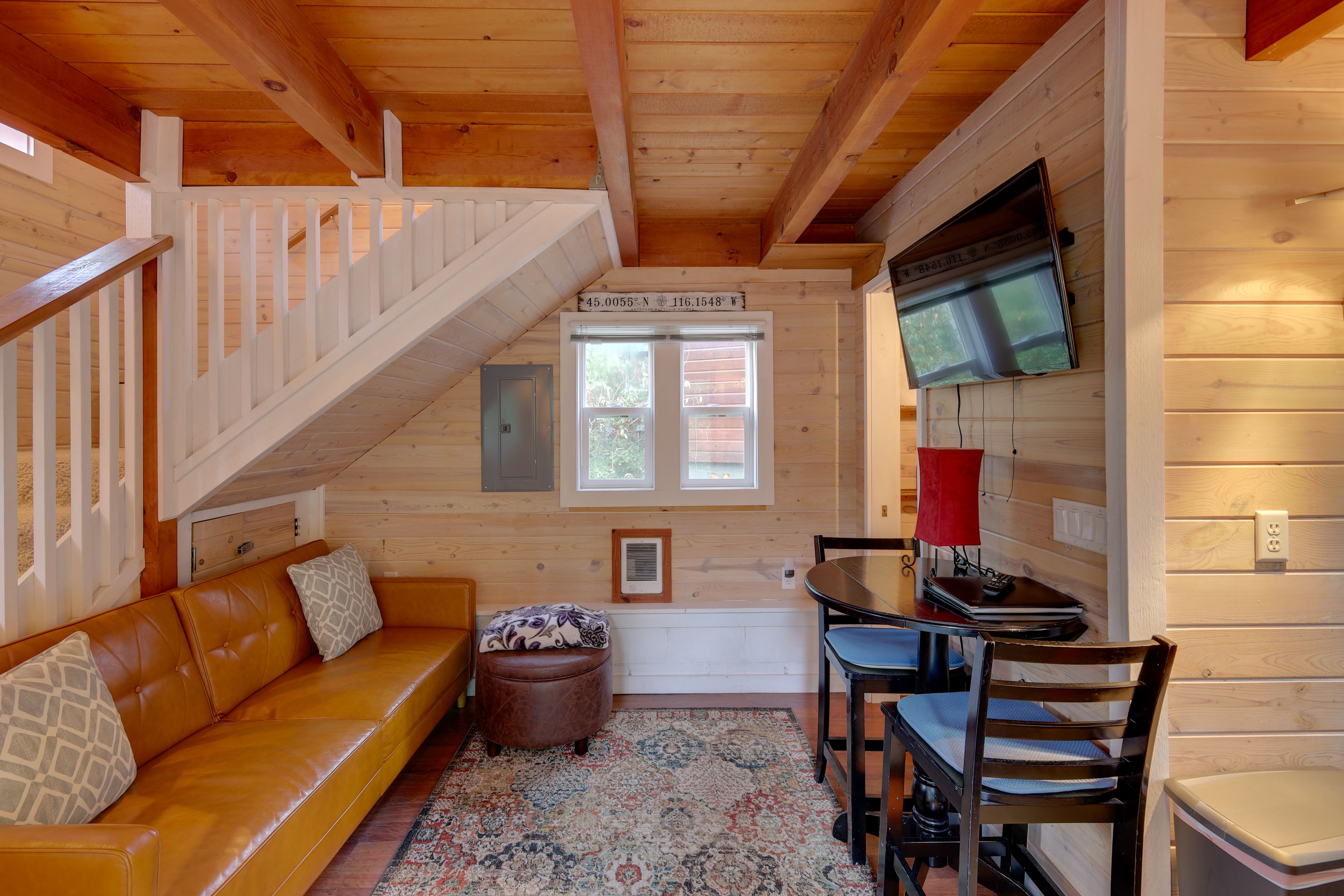 Living Room | 1st Floor | Dining Area | Dishware/Flatware