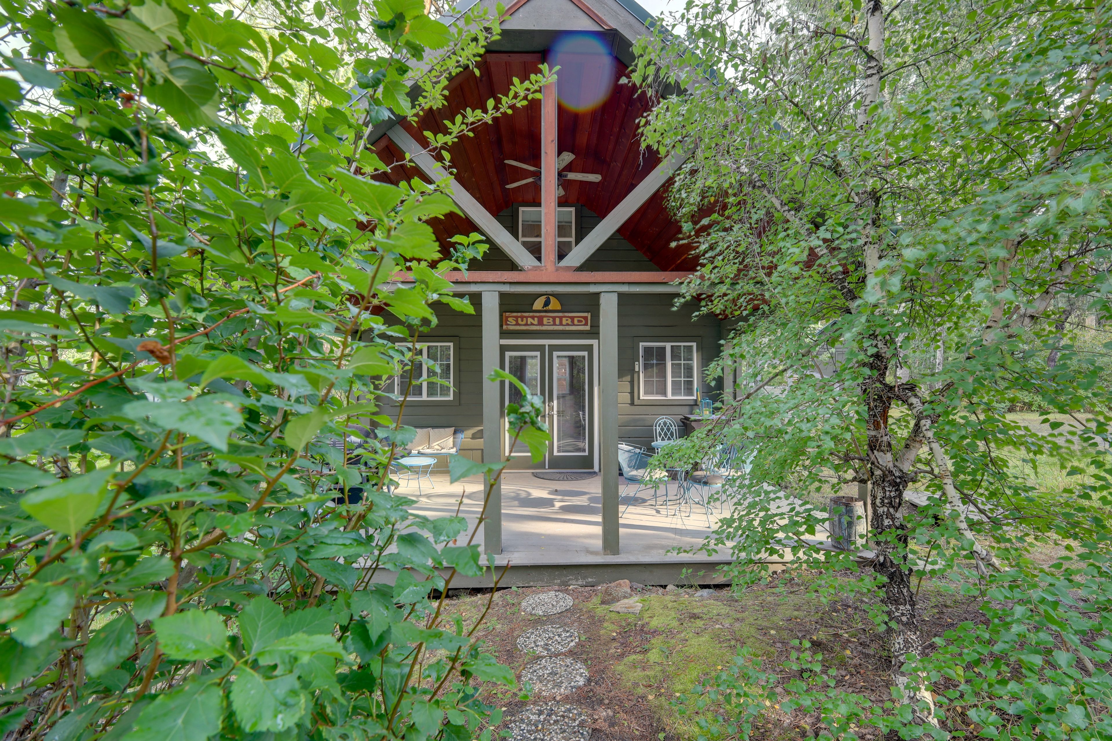 Entryway | Parking | Driveway (1 Vehicle)