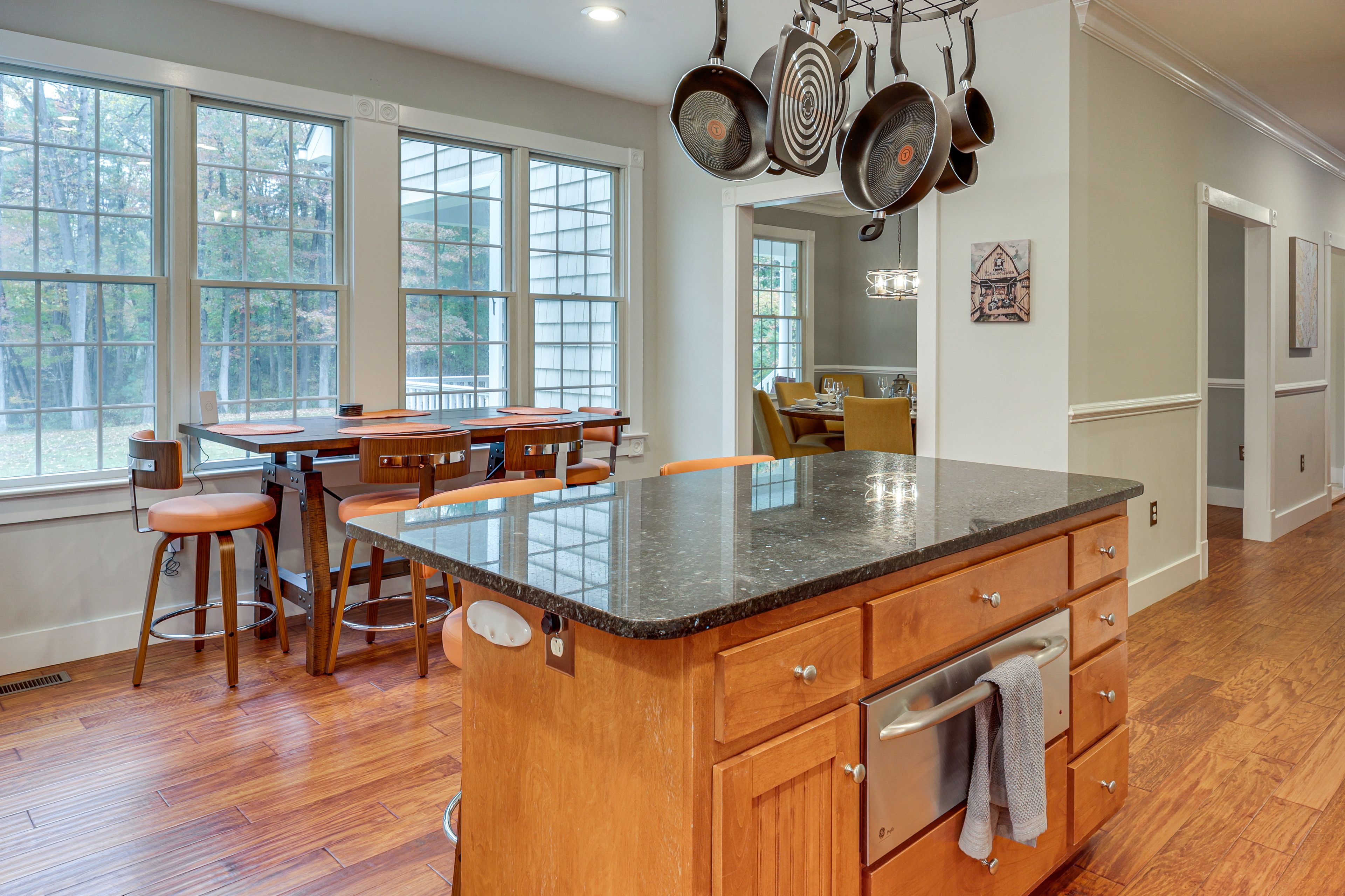 Kitchen | 1st Floor | Keurig Coffee Maker w/ Carafe | Blender | Toaster