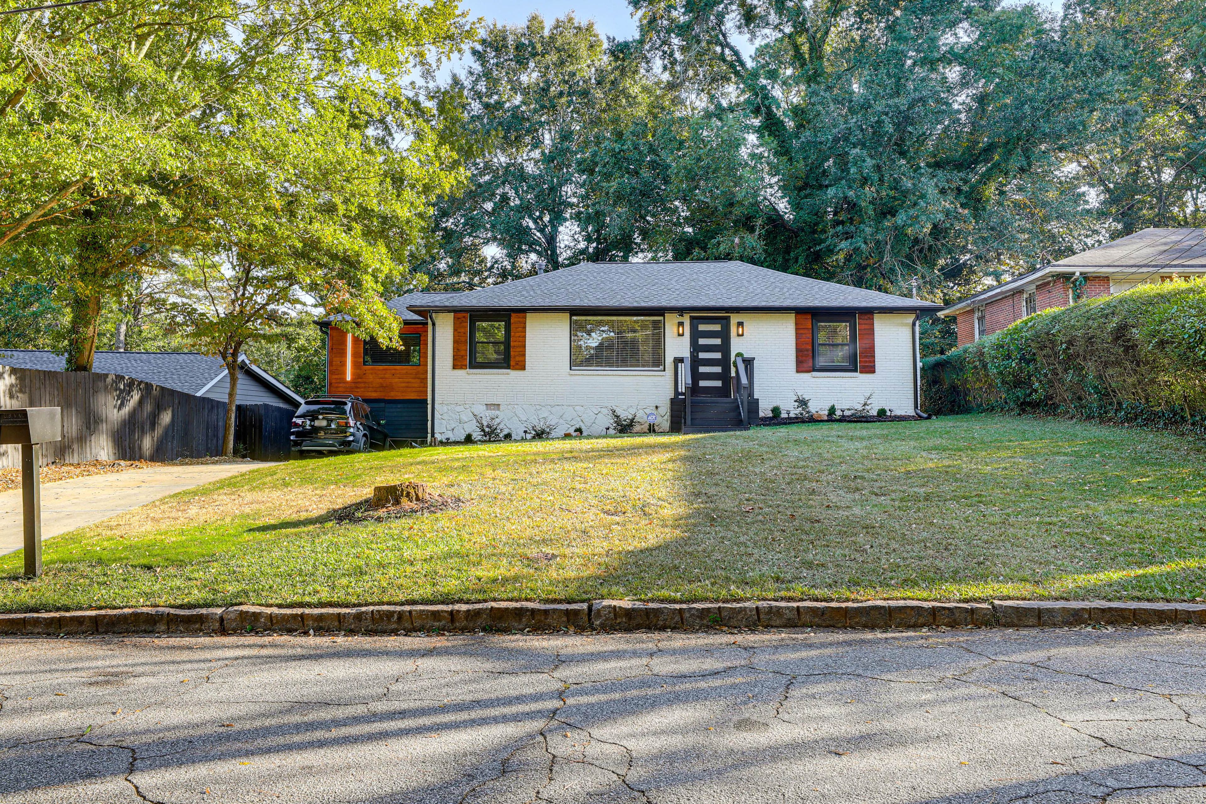Parking | Driveway (3 Vehicles) | Street Parking (First-Come, First-Served)