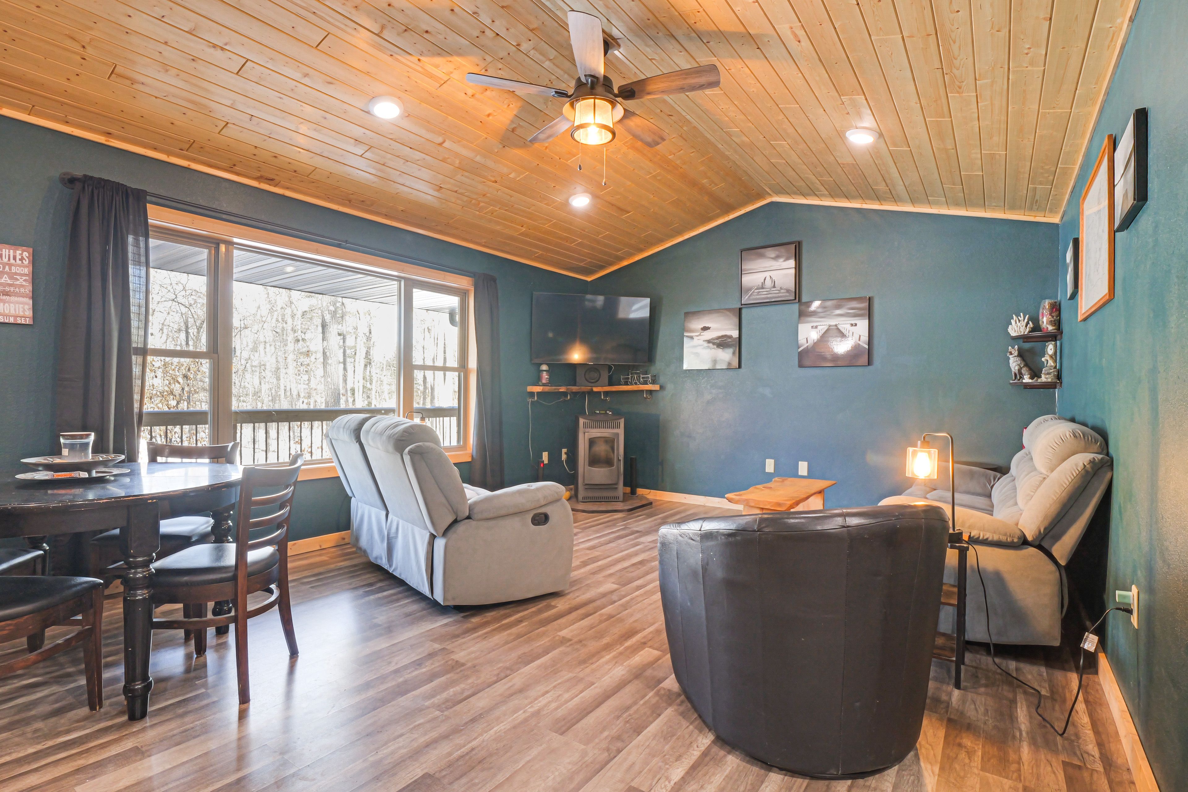 Living Room | Fireplace | Smart TV | 1st Floor