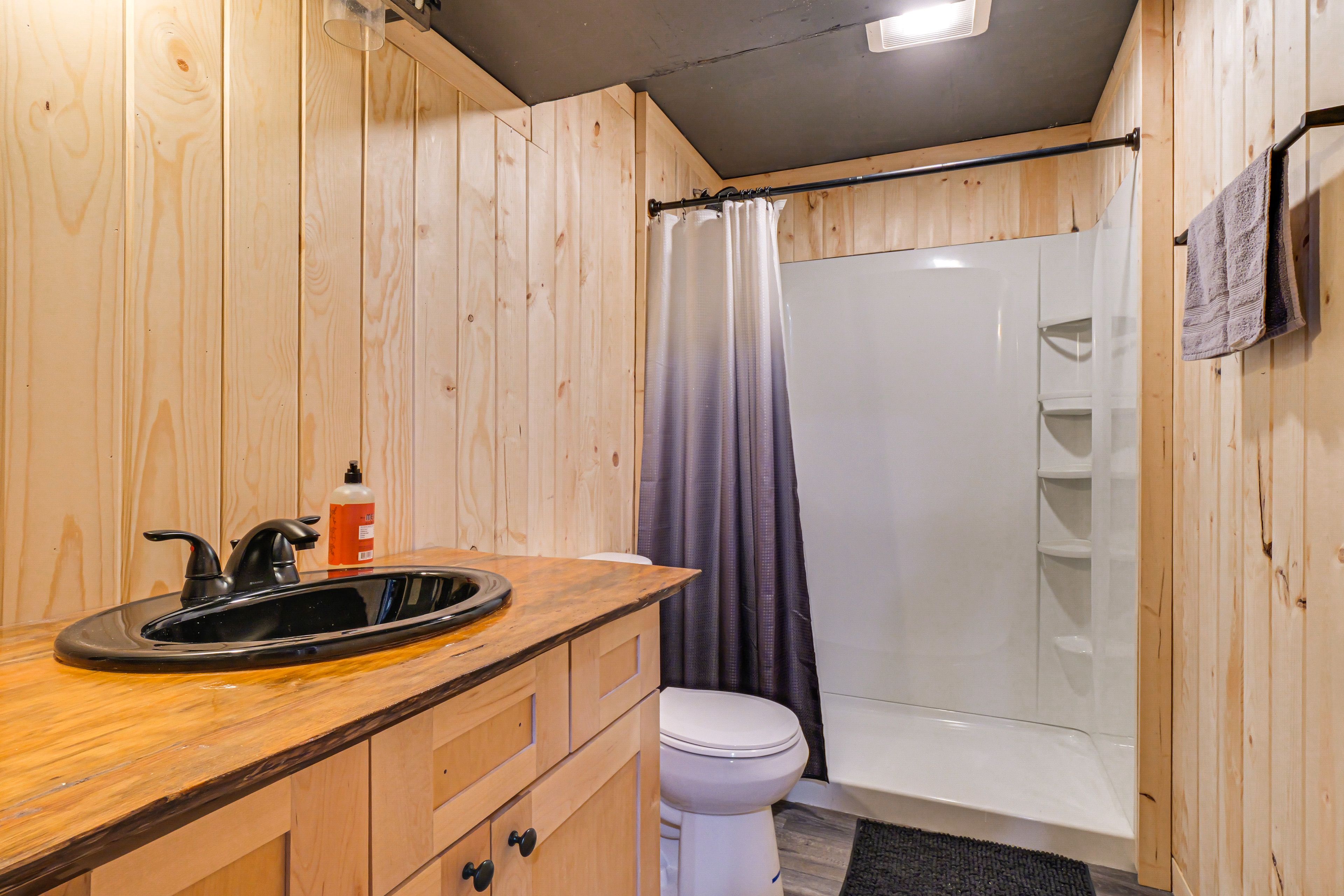 Bathroom | Basement Level