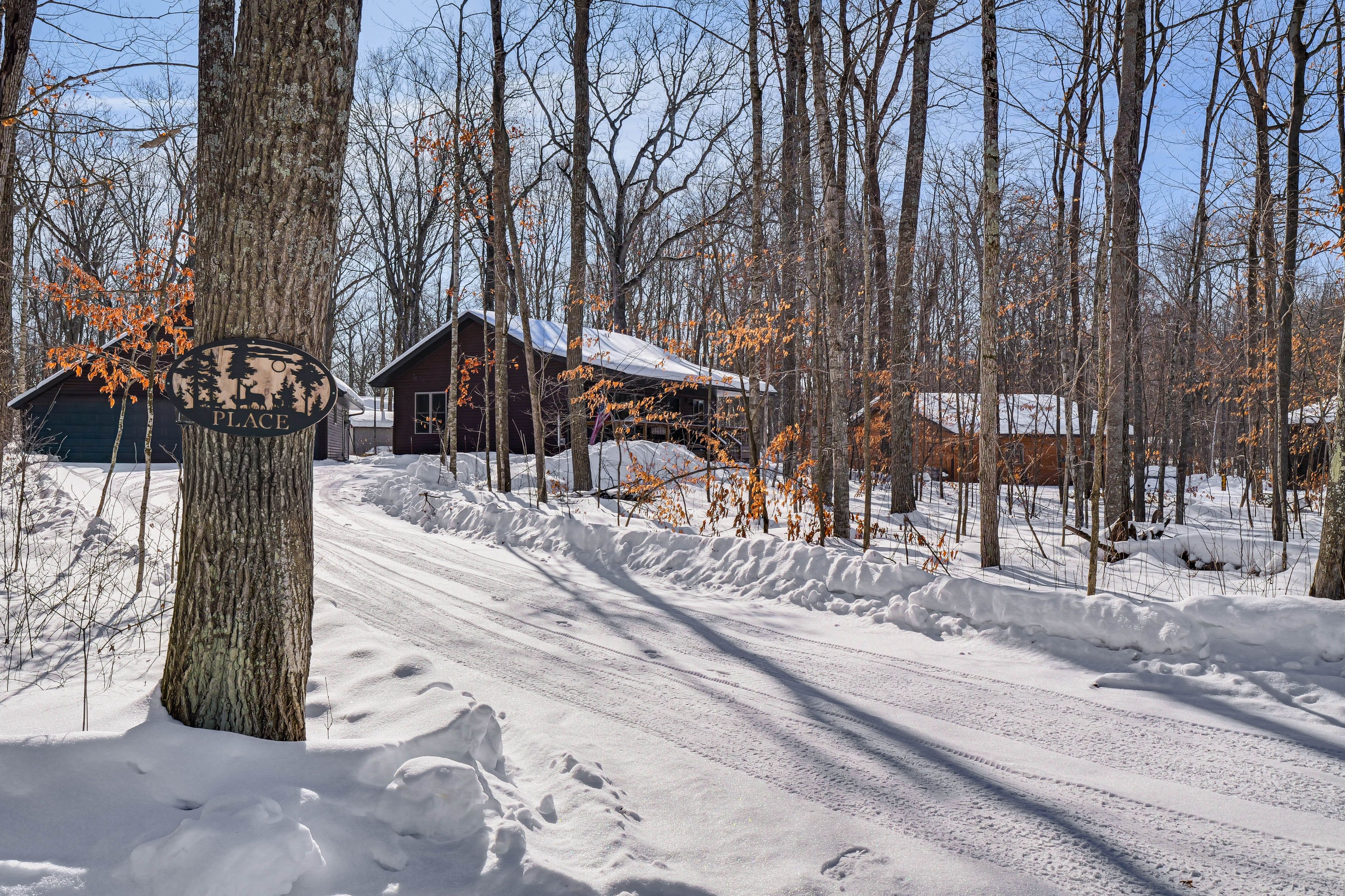 Parking | Driveway (5 Vehicles)