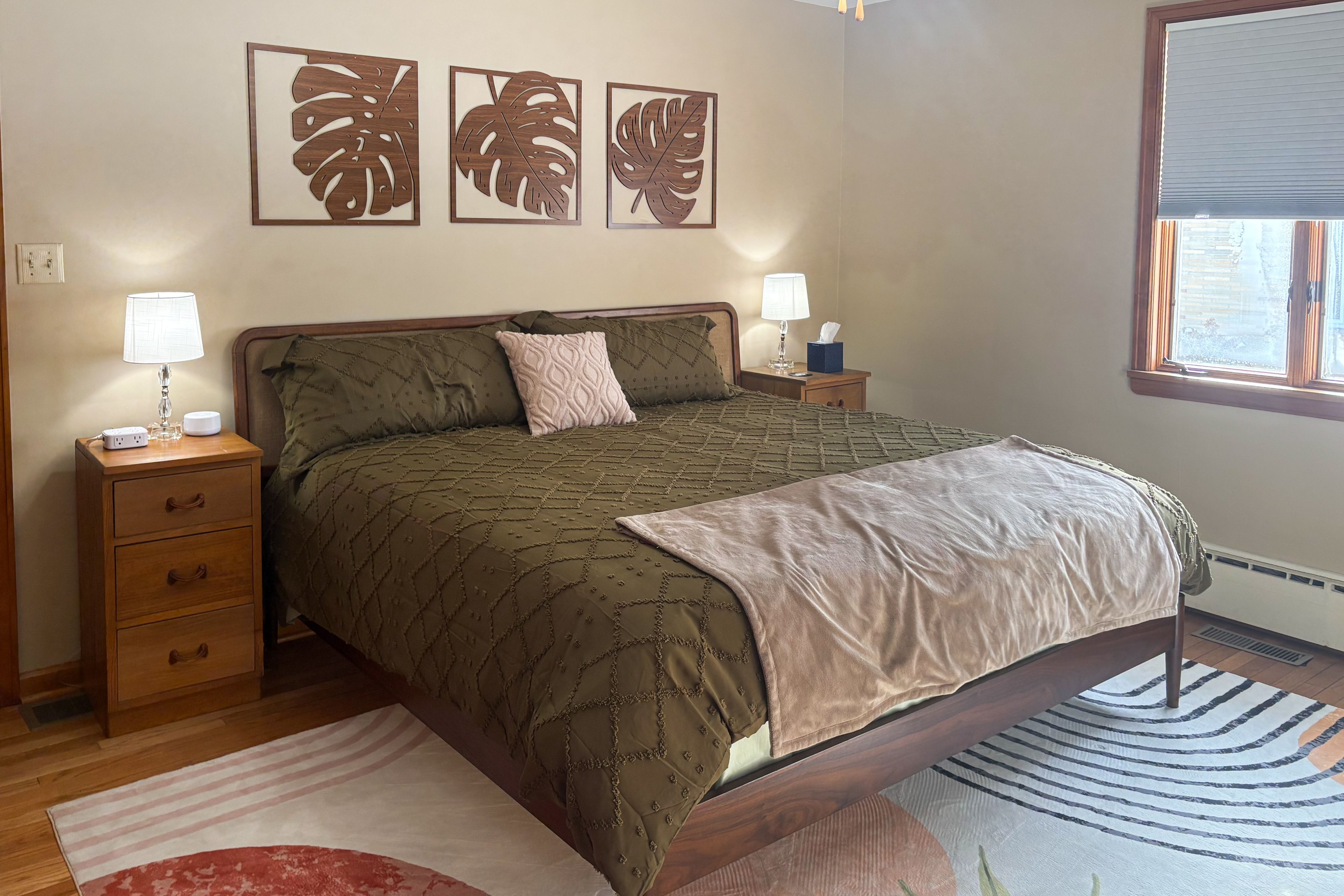 Bedroom 1 | King Bed