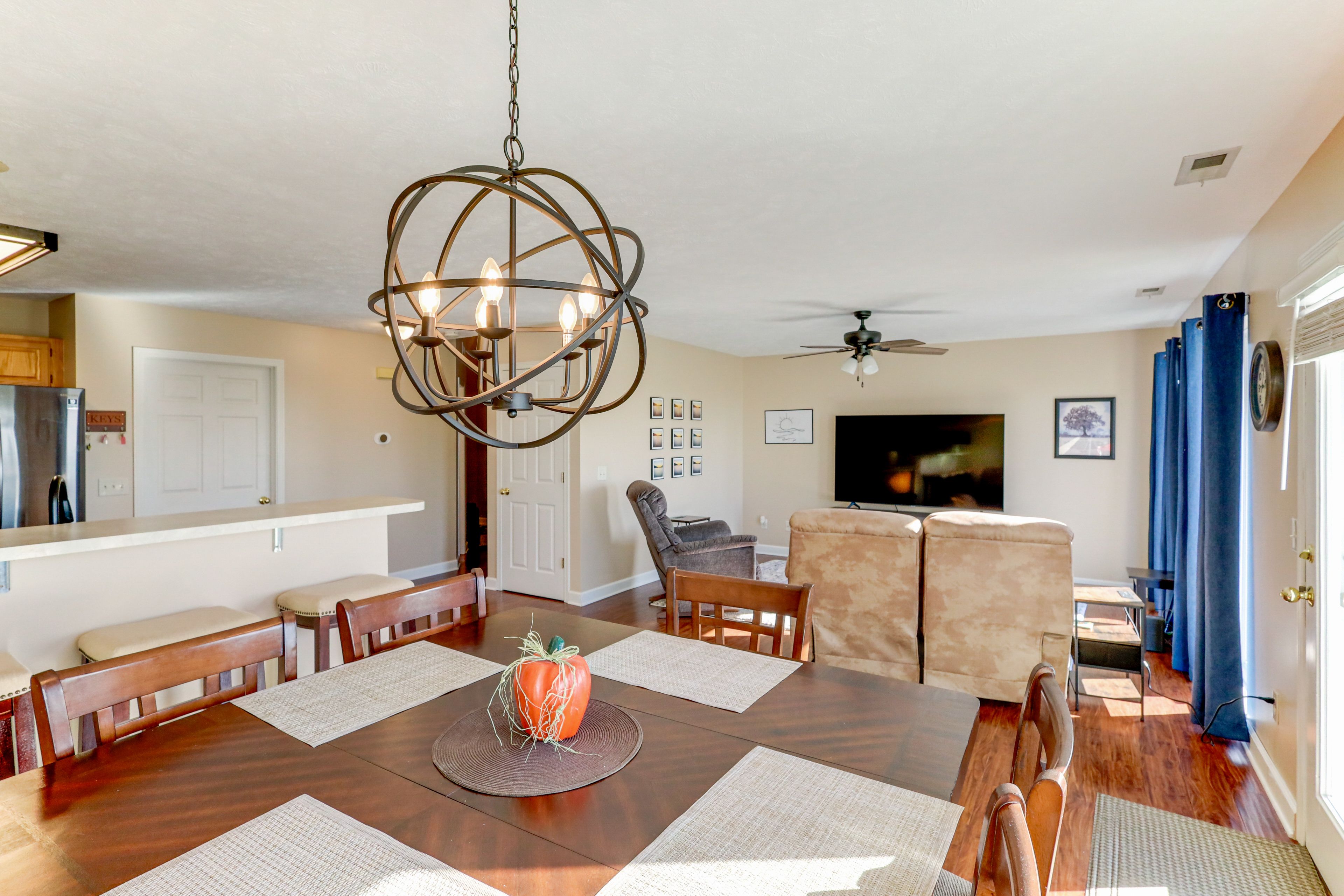 Dining Area | 1st Floor