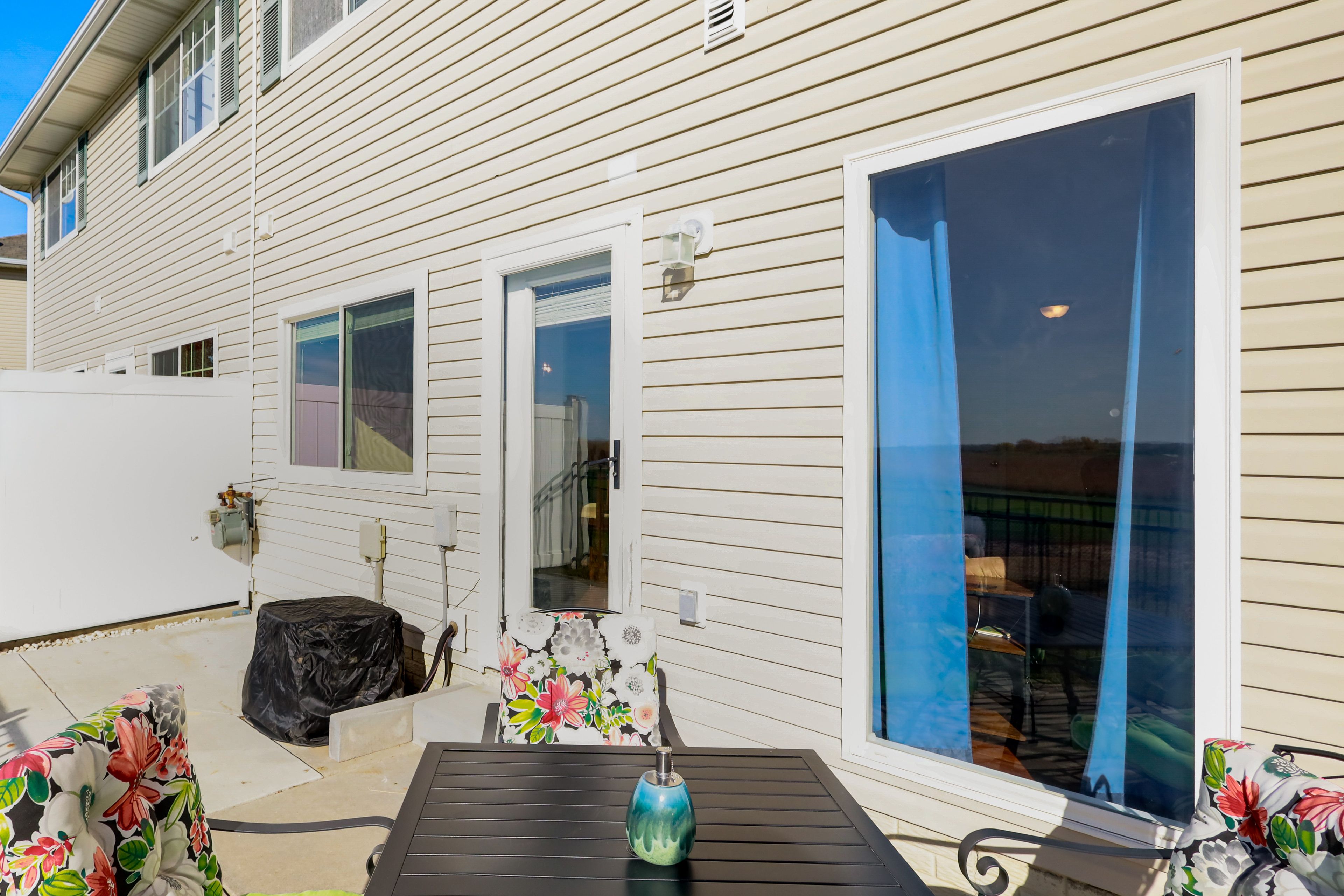 Patio | Gas Grill | Dining Area