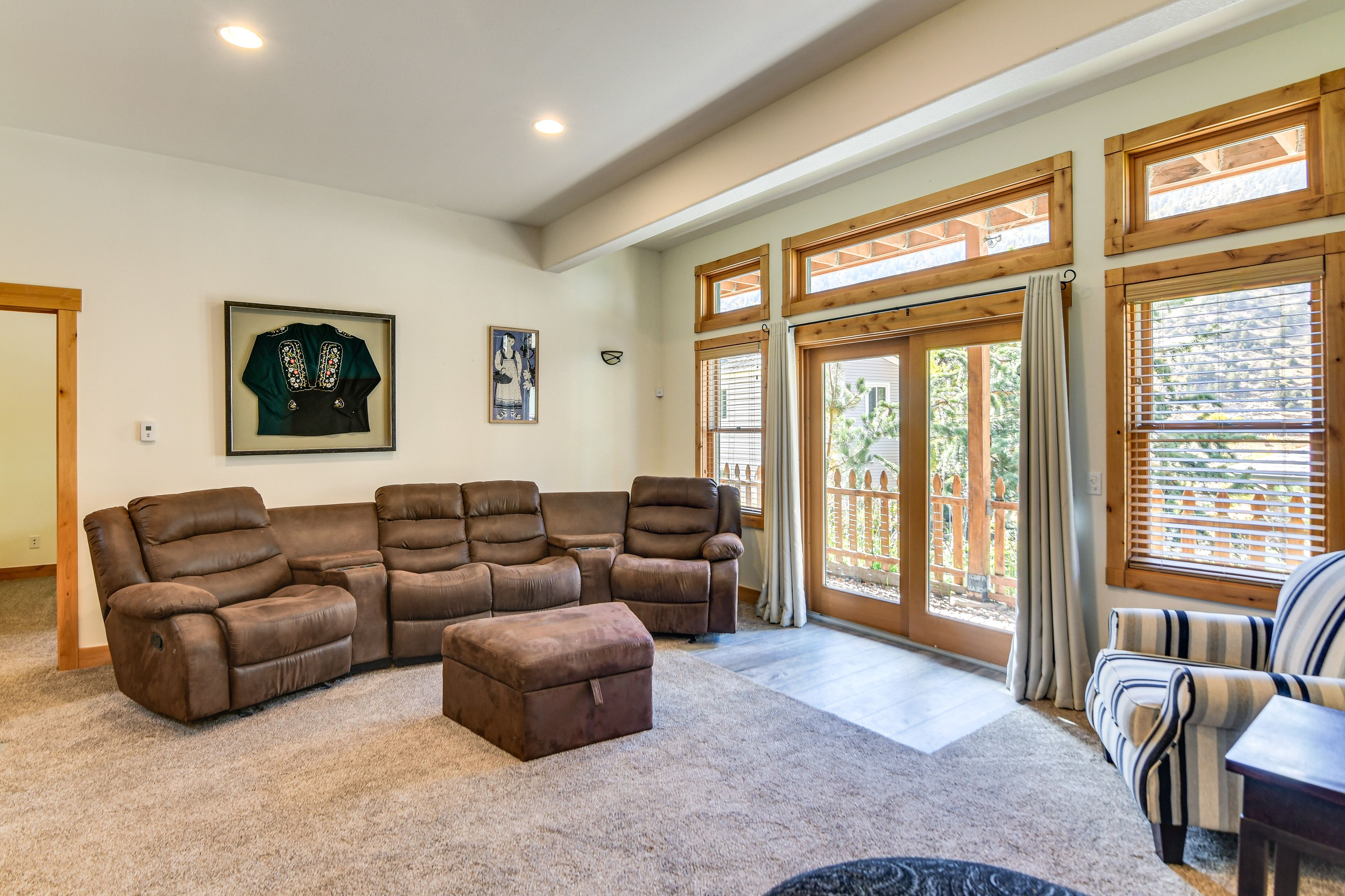 Lower Living Area | Smart TV w/ Cable | Lower Level