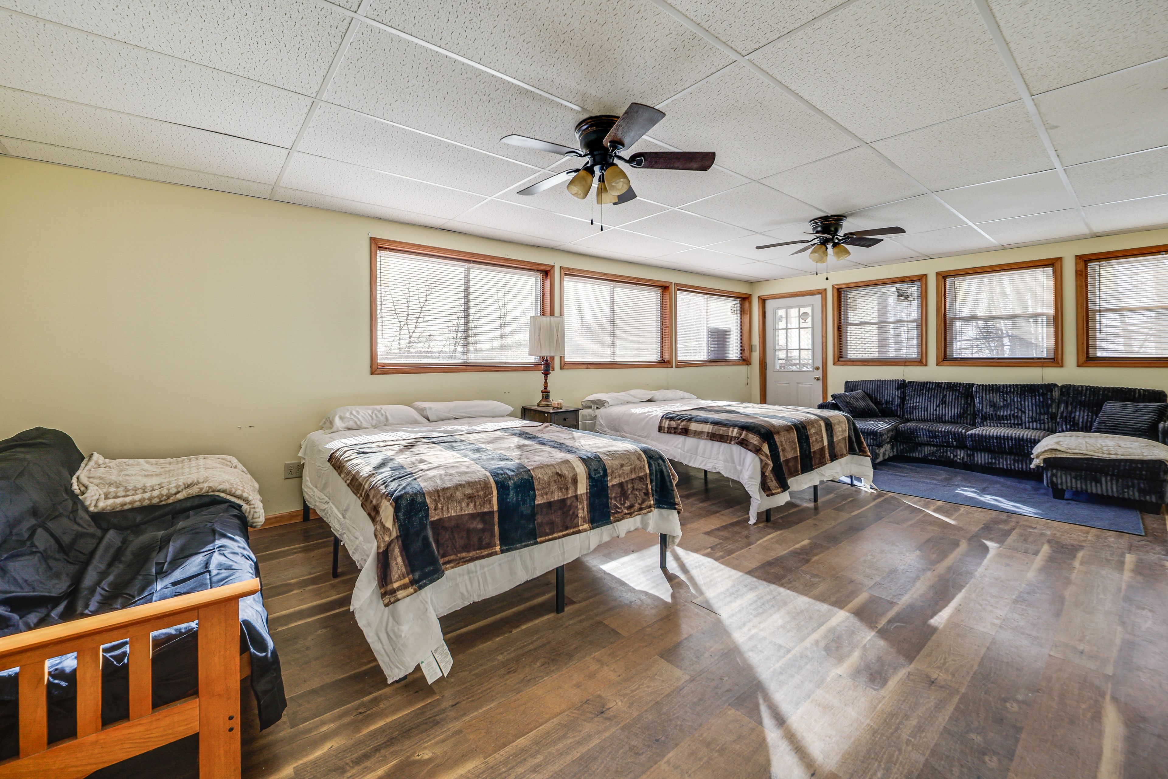 Bedroom 4 | Upper Level | 2 Queen Beds | Full Futon