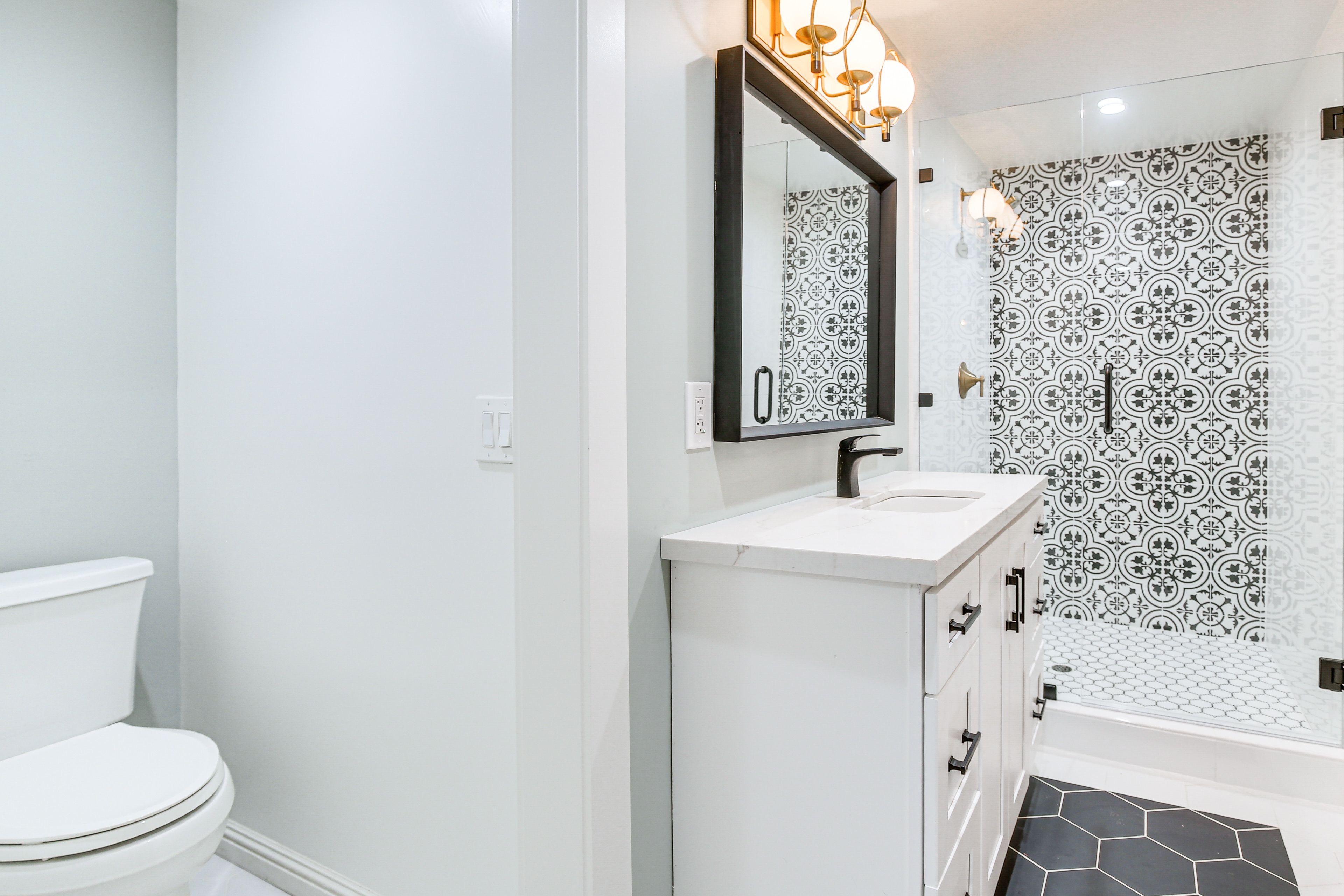 Full Bathroom | Basement