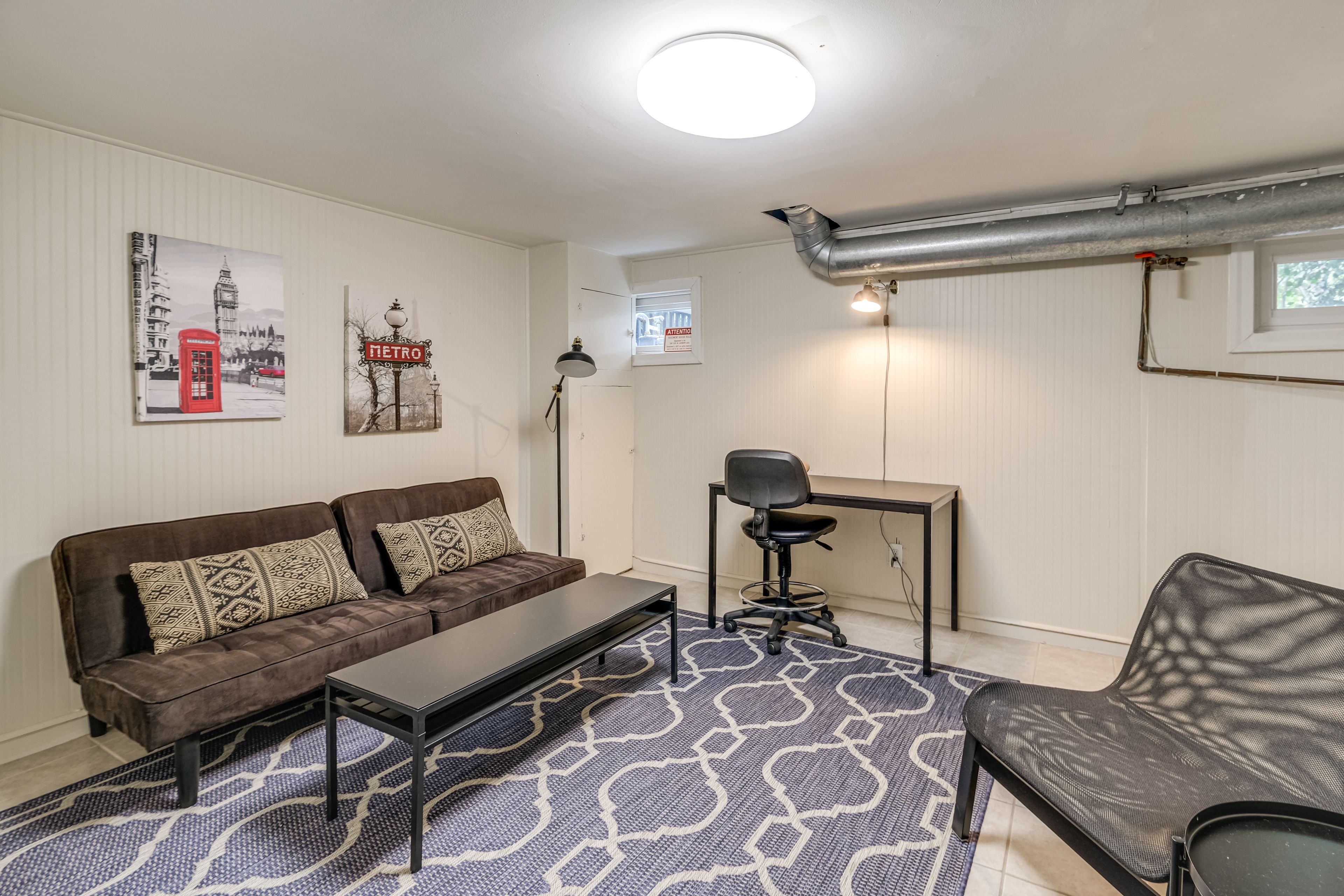 Office | Lower Level | Free WiFi