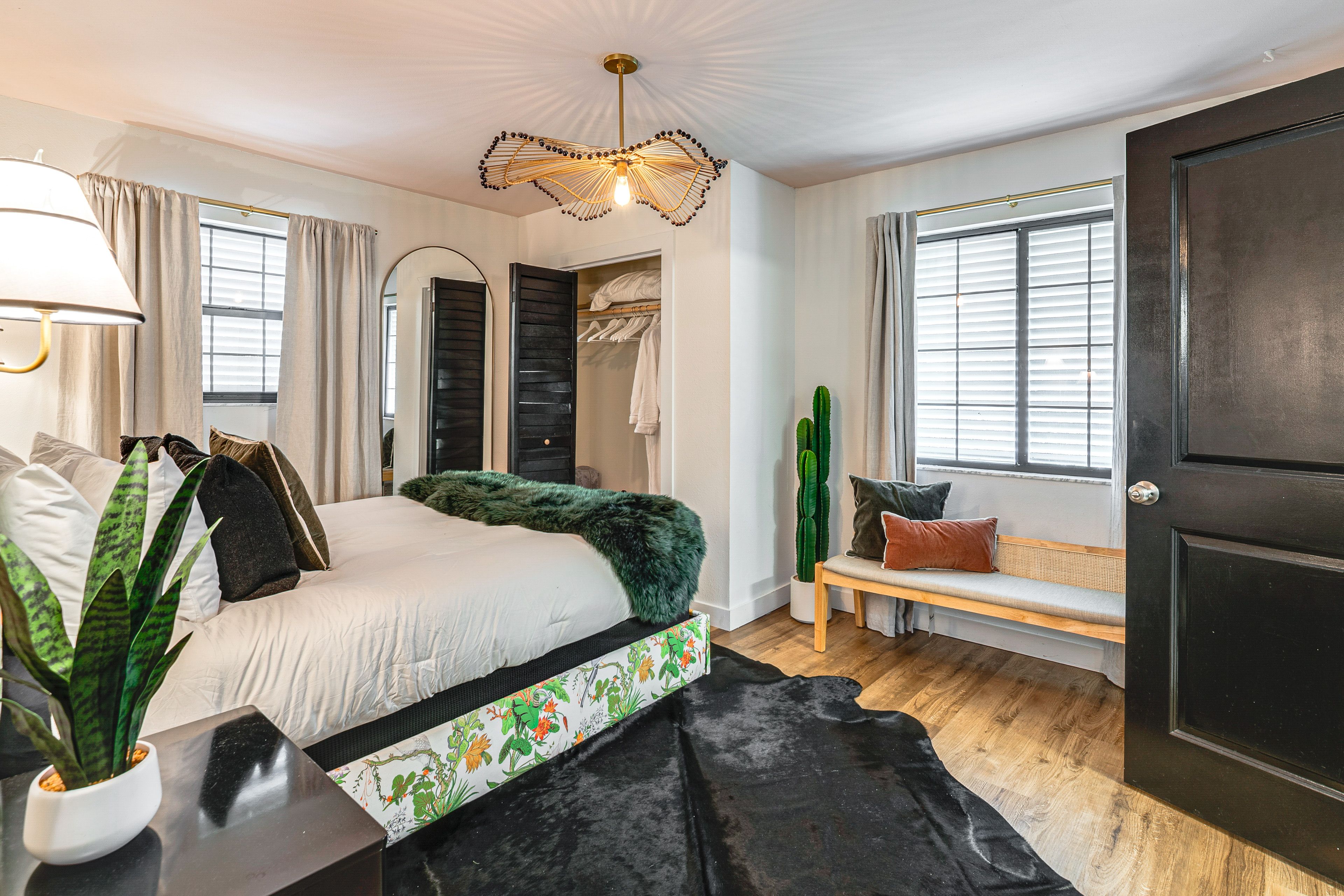 Bedroom 1 | Queen Bed | Linens Provided
