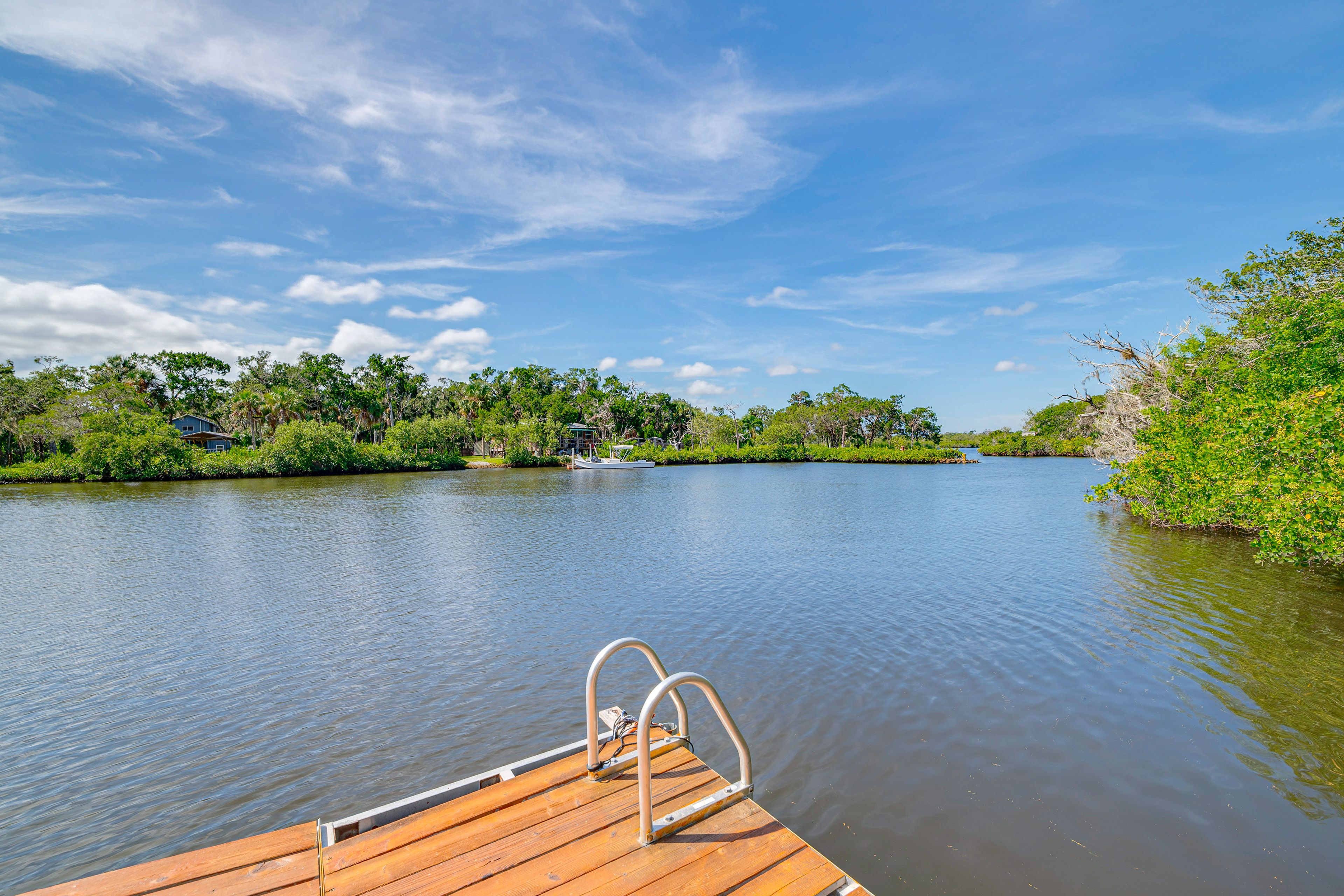 Dock | Black Creek Access | Kayaks | Fishing Poles
