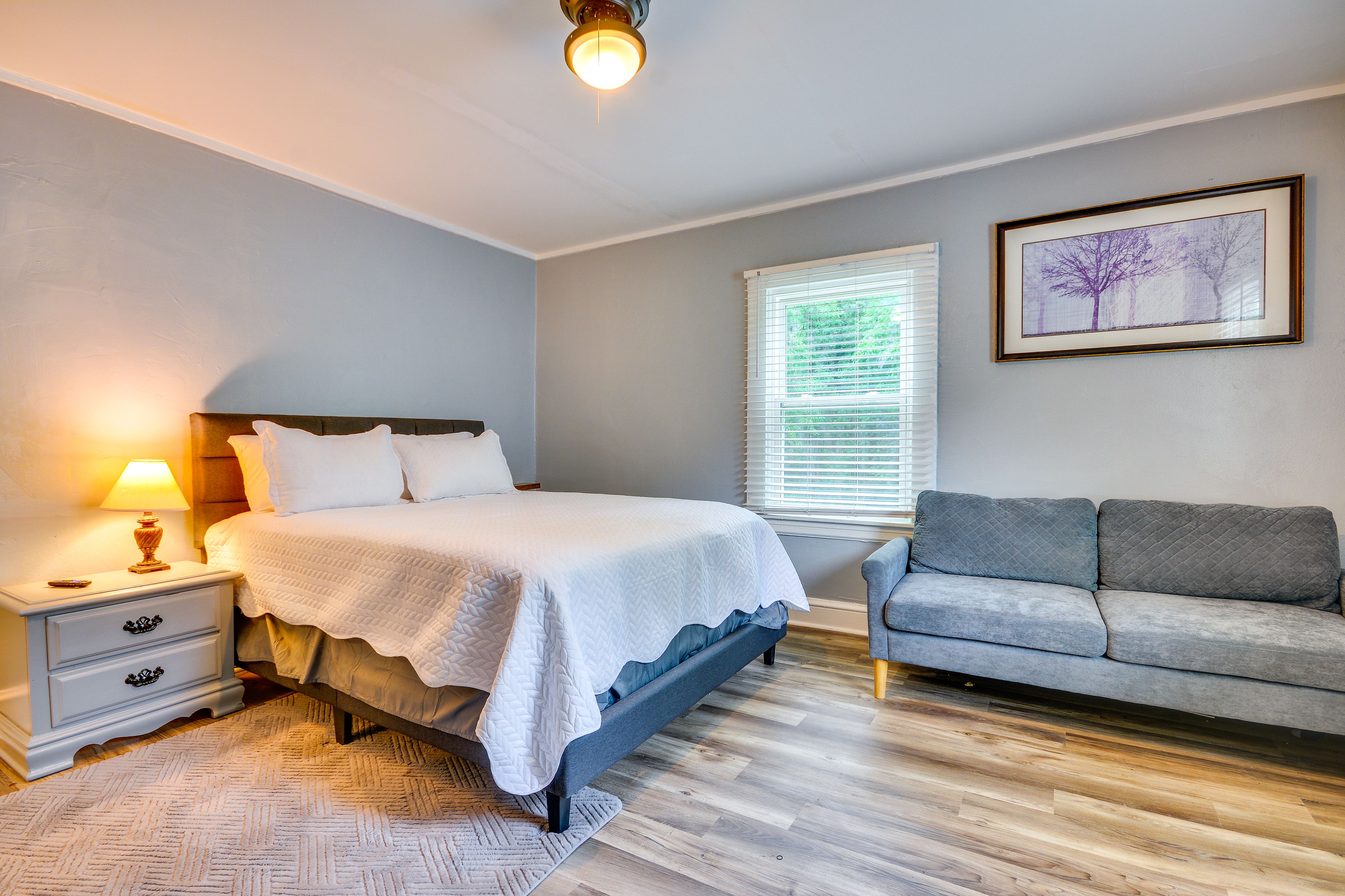Bedroom 1 | Queen Bed | Linens Provided