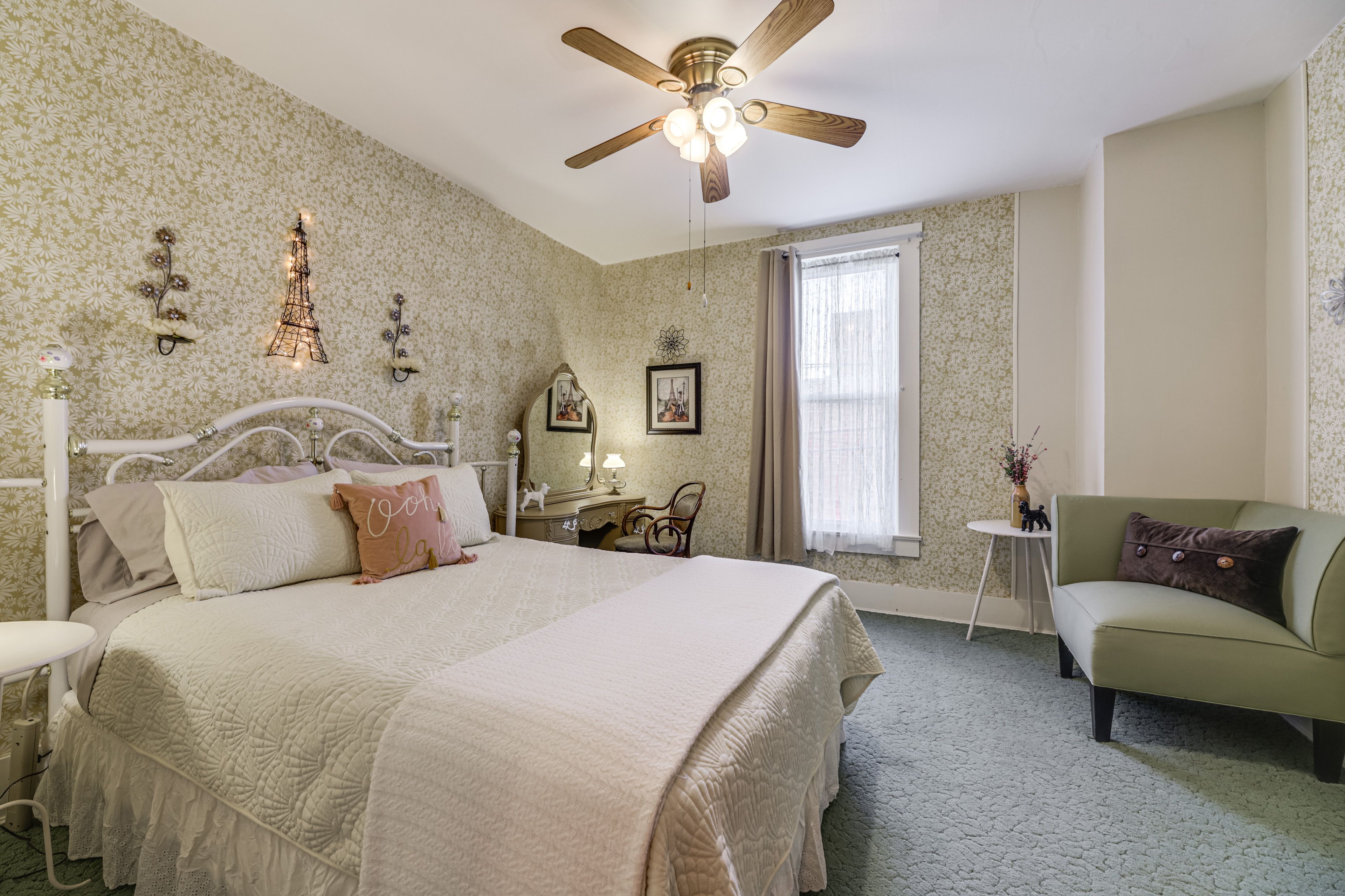 Bedroom 2 | Queen Bed | 2nd Floor