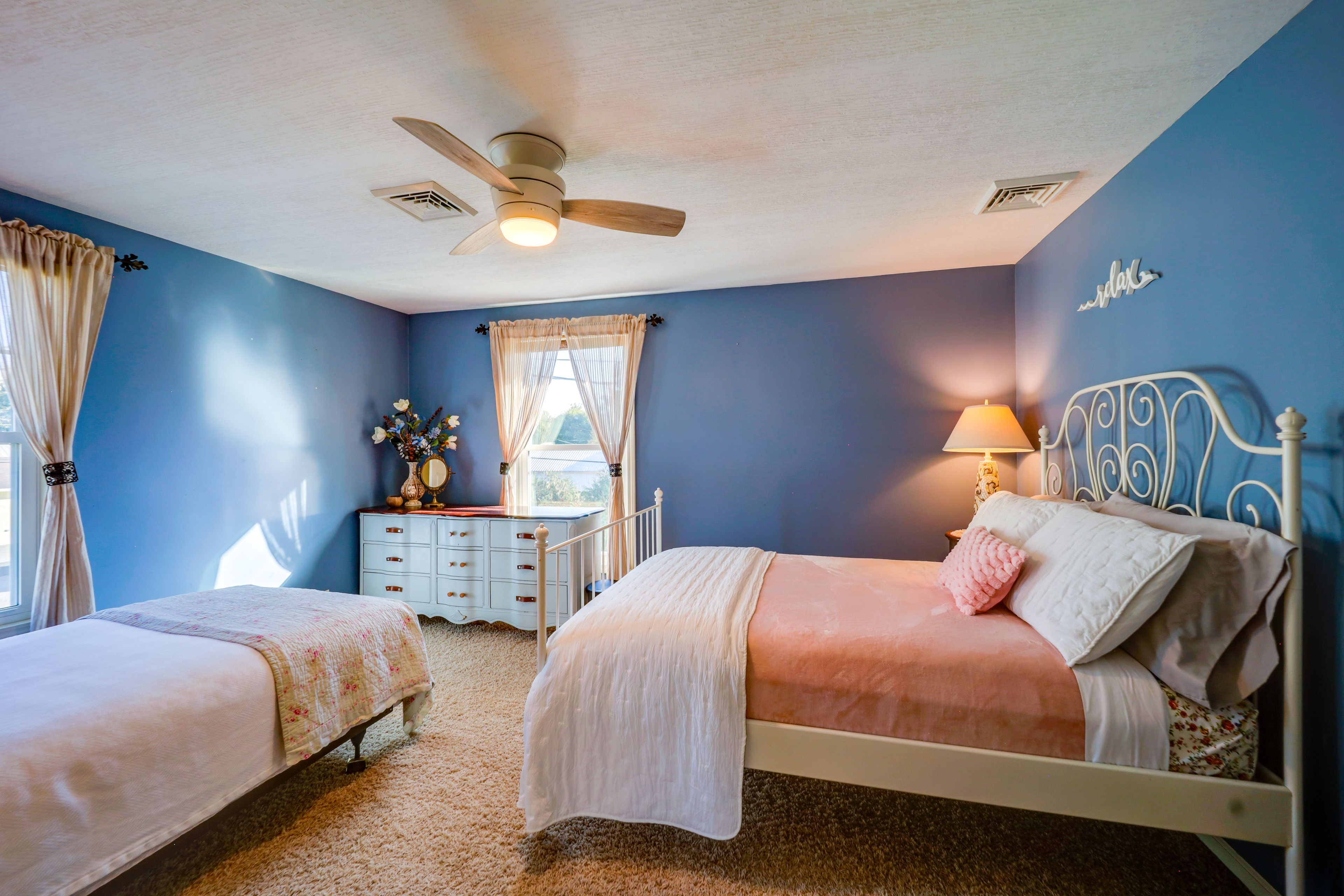 Bedroom 5 | Full Bed | Twin Bed | 2nd Floor