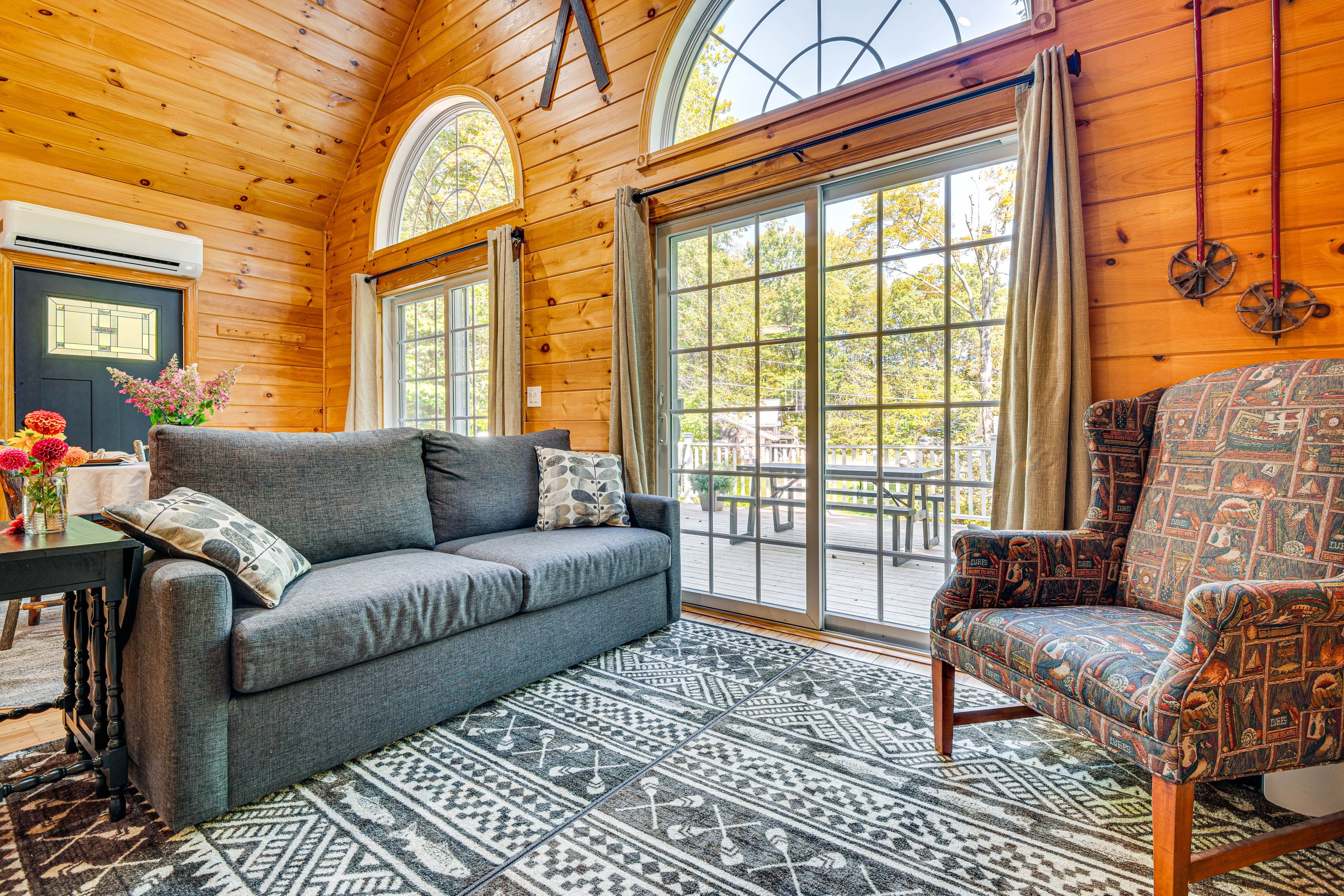 Living Room | Main Level