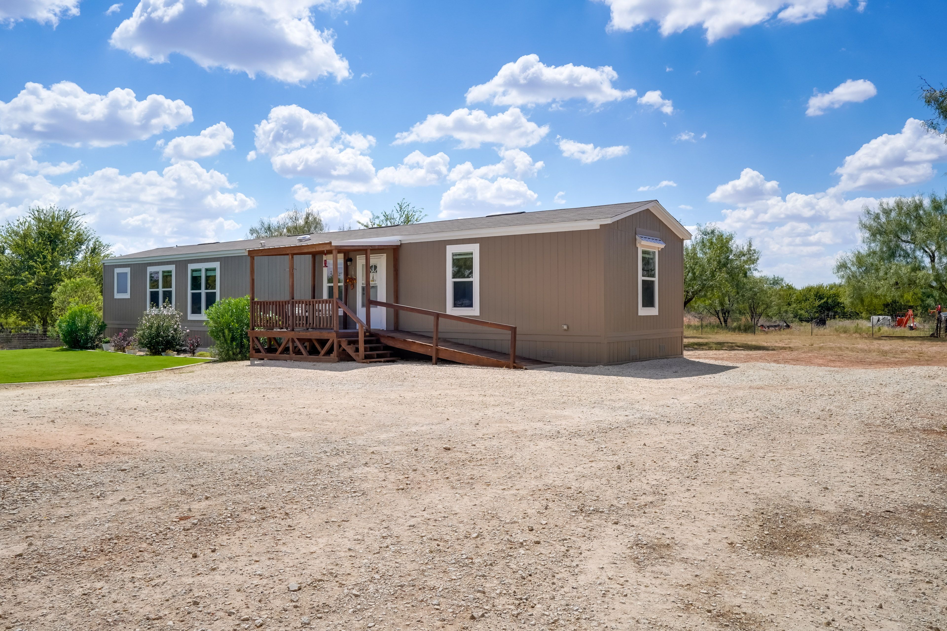 Parking | Gravel Area (2 Vehicles)